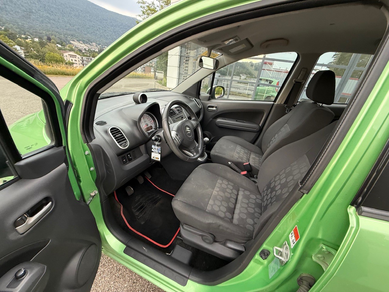 SUZUKI Splash 1.0i 12V GL-image-12