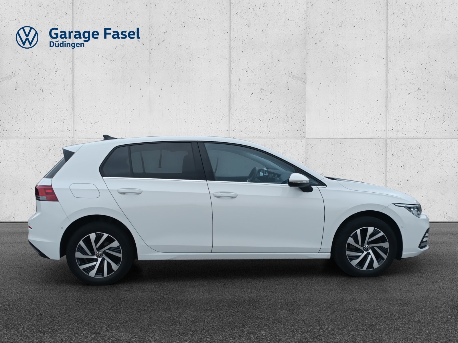 VW Golf 1.4 TSI PHEV Selection-image-5