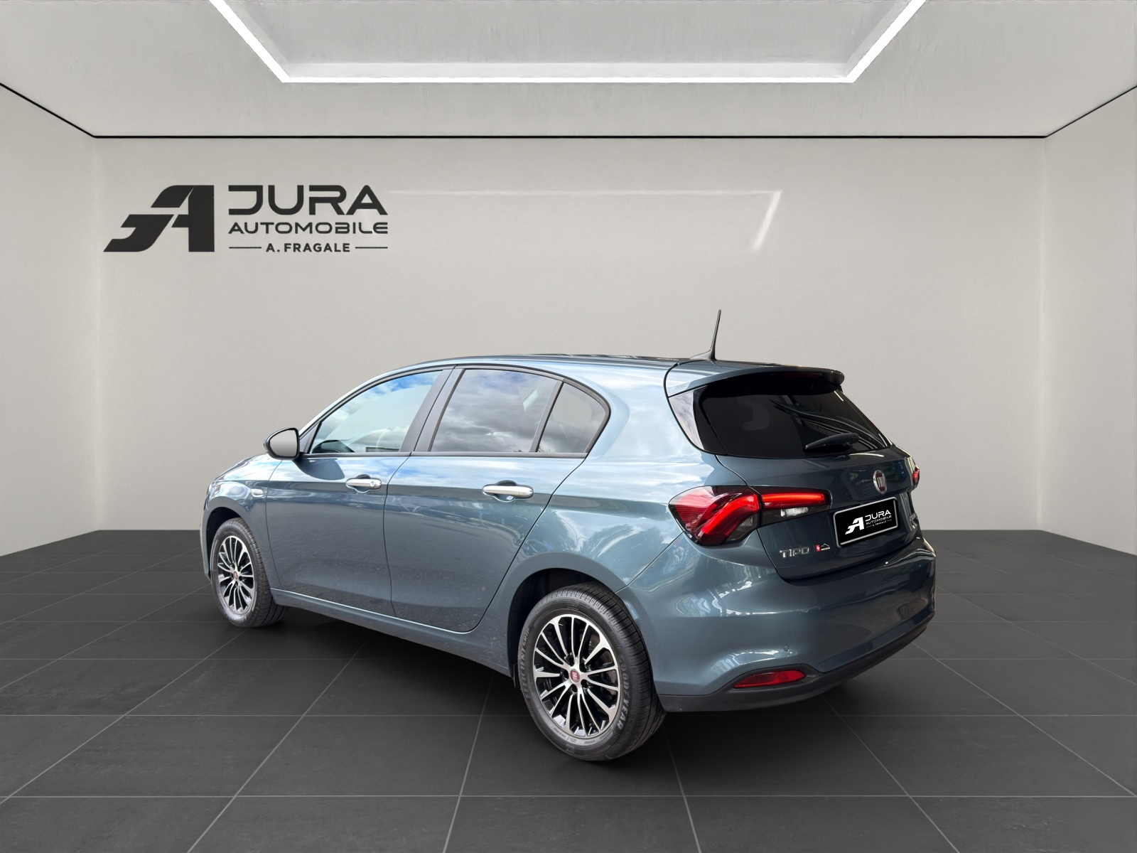 FIAT Tipo 1.5 Hybrid Swiss Edition-image-4