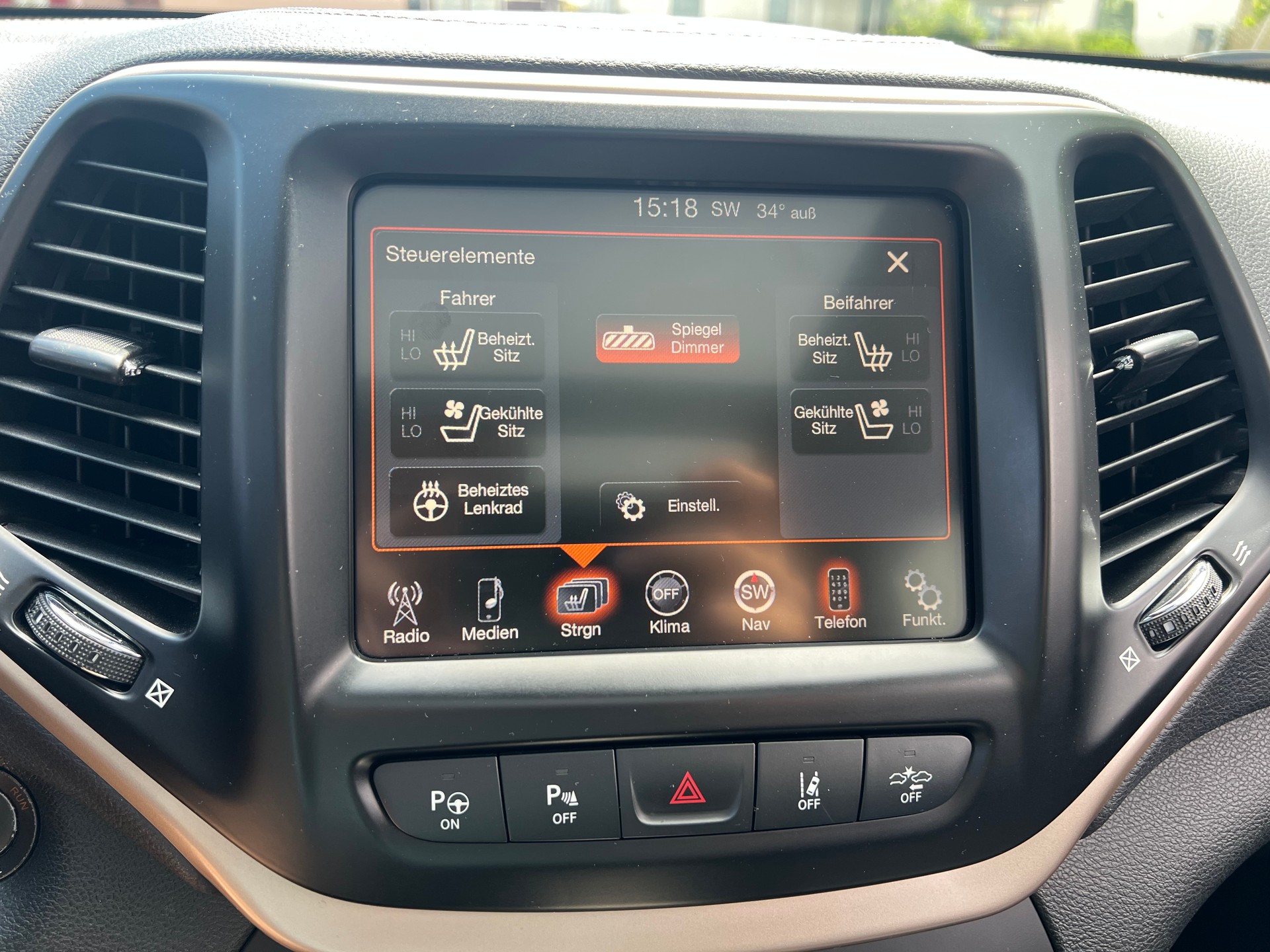 JEEP Cherokee 2.0TD Limited AWD Active Drive II 9ATX-image-18