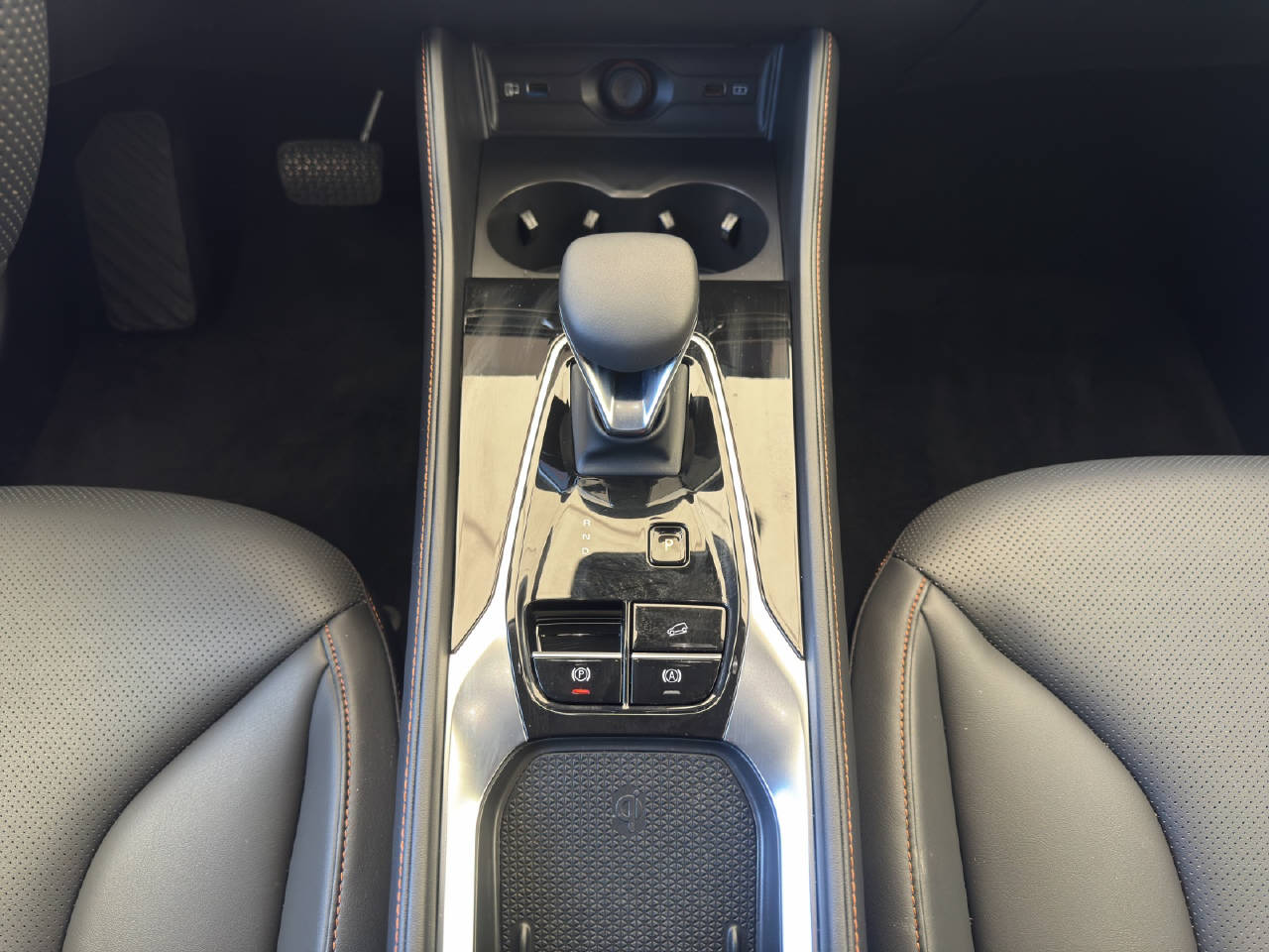 MG HS 1.5 PHEV **Luxury** 272PS-image-17