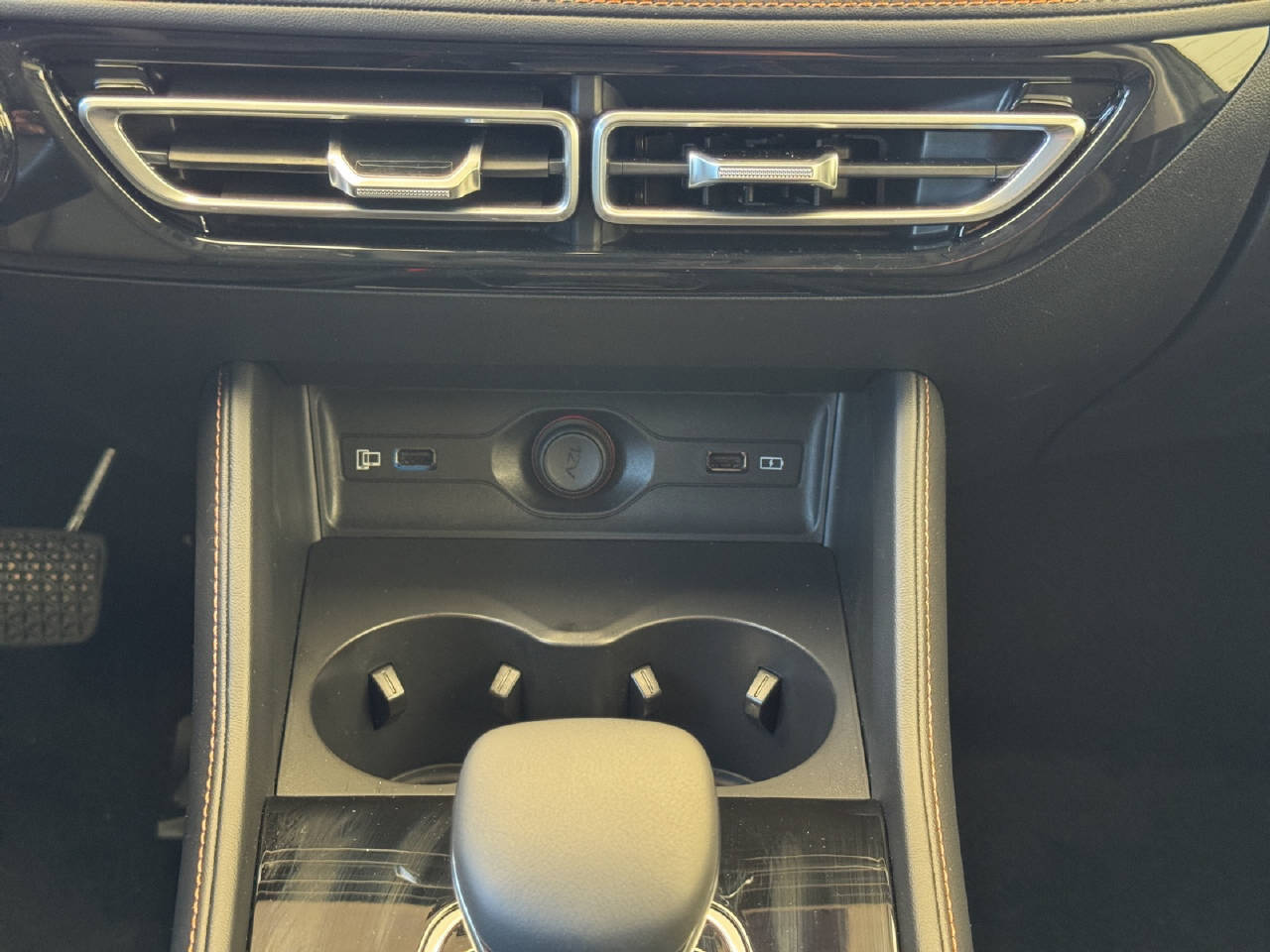 MG HS 1.5 PHEV **Luxury** 272PS-image-16