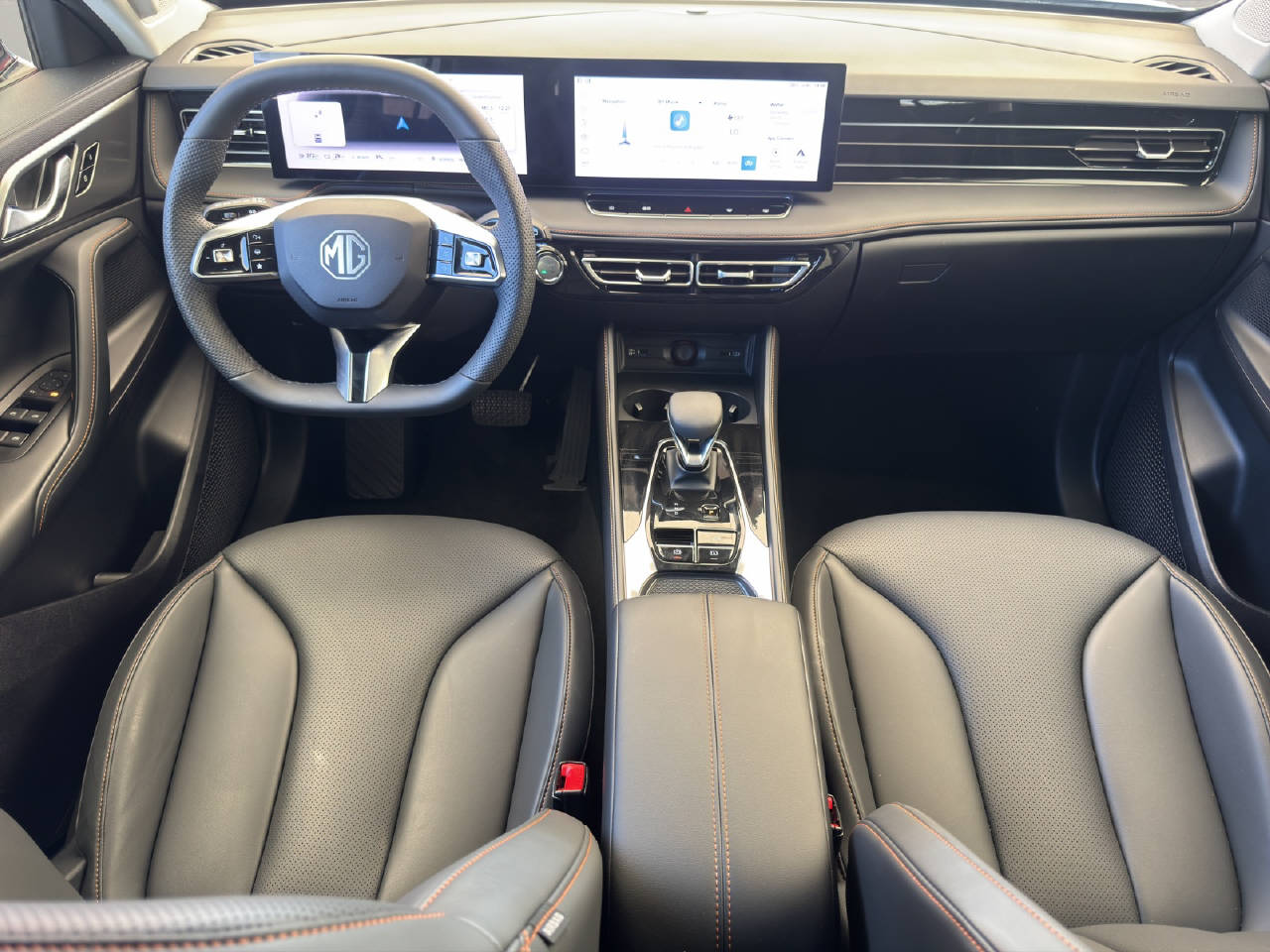MG HS 1.5 PHEV **Luxury** 272PS-image-8