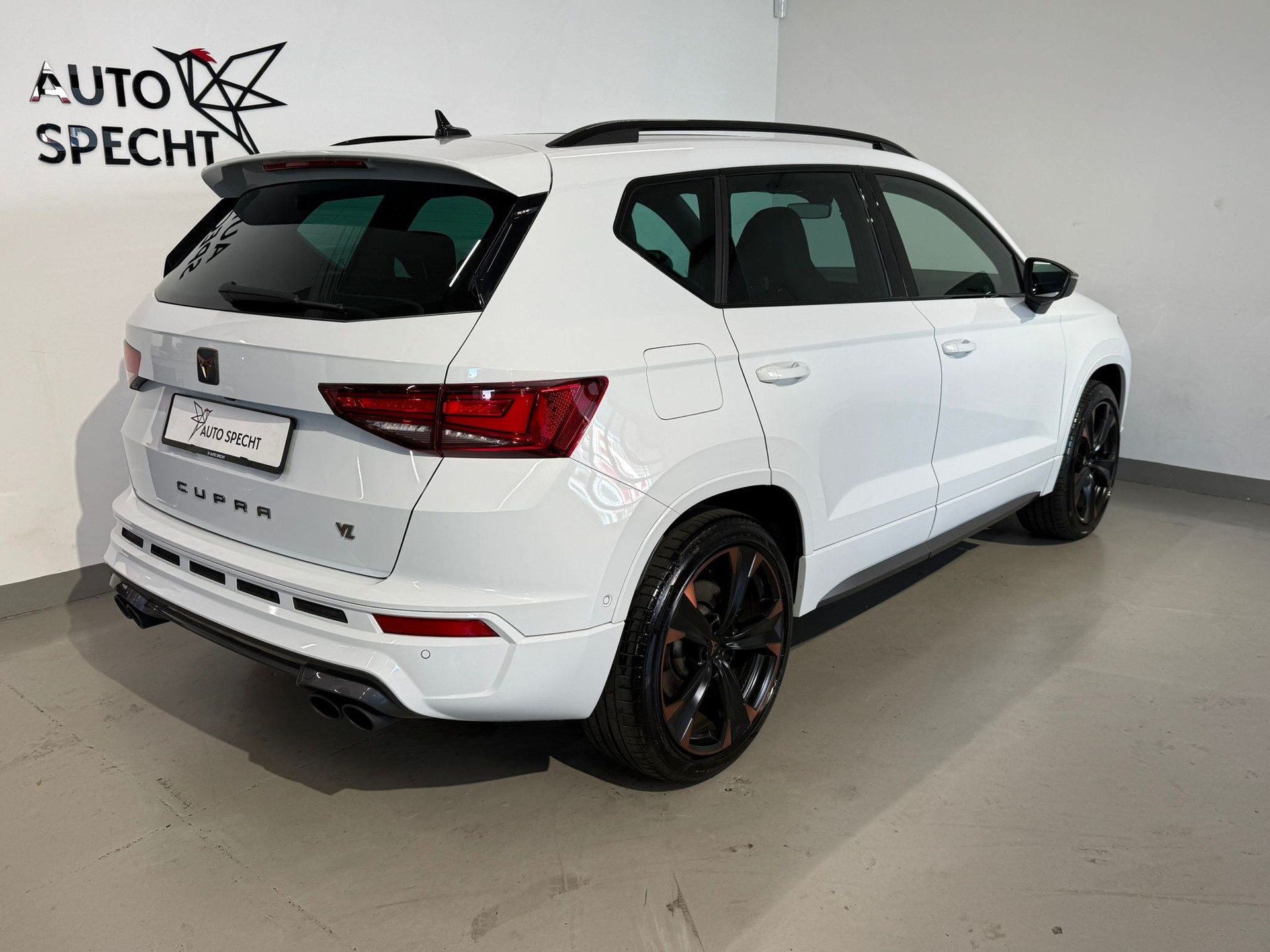 CUPRA Ateca 2.0TSI VZ 4Drive DSG-image-3