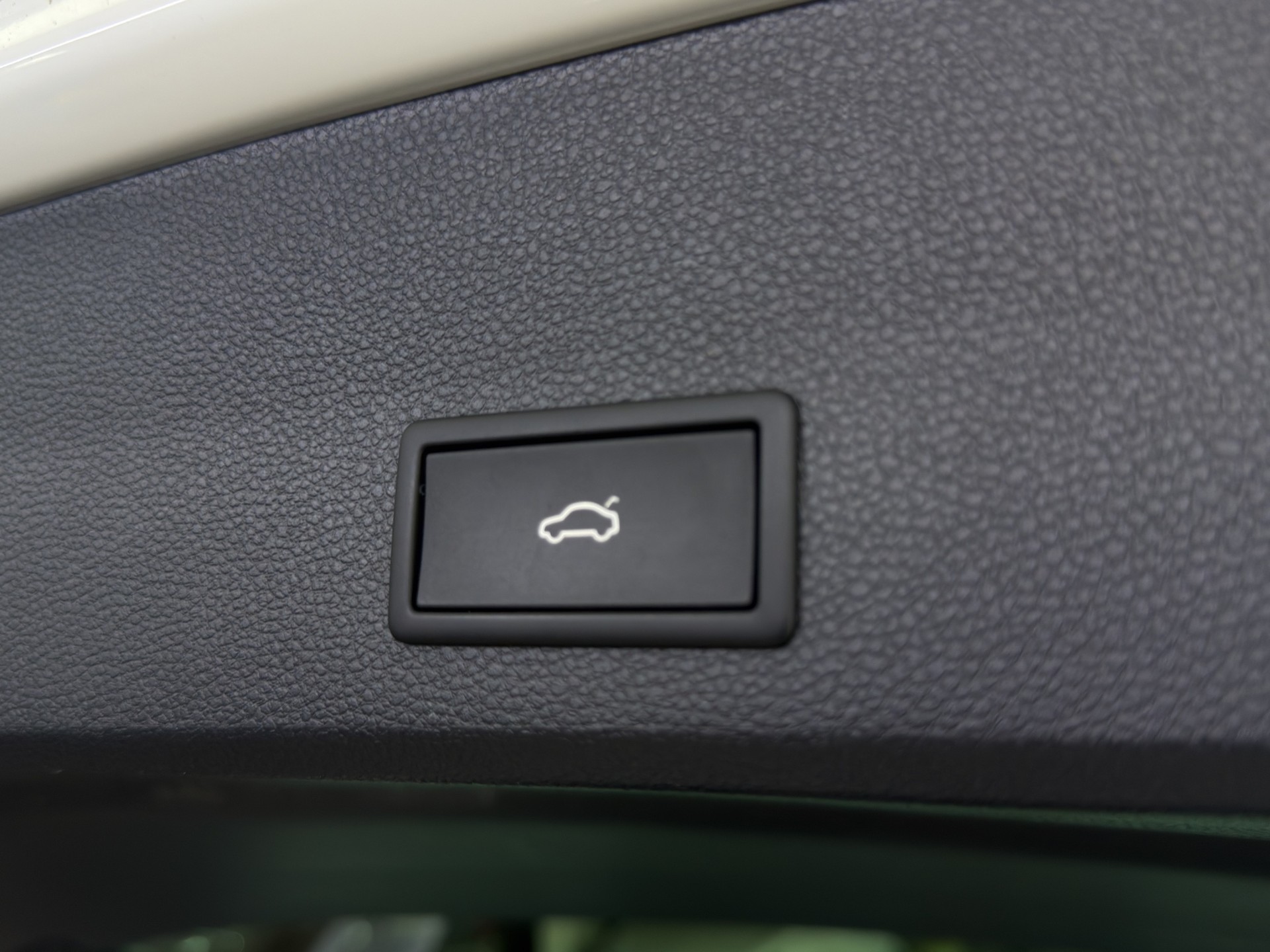 CUPRA Ateca 2.0TSI VZ 4Drive DSG-image-35