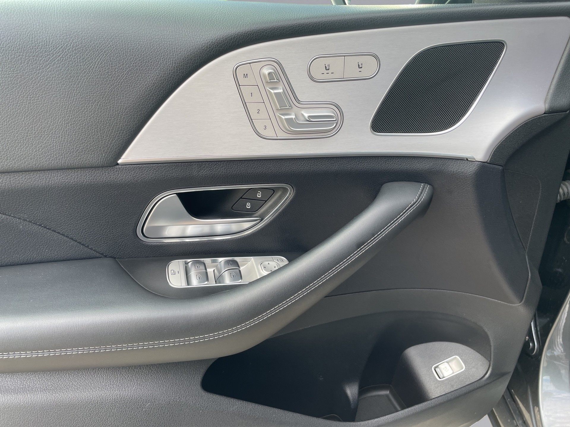MERCEDES-BENZ GLE 450 AMG Line 4matic-image-10
