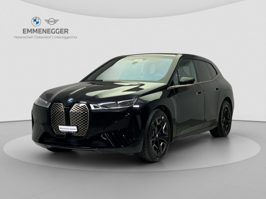 BMW iX xDrive40