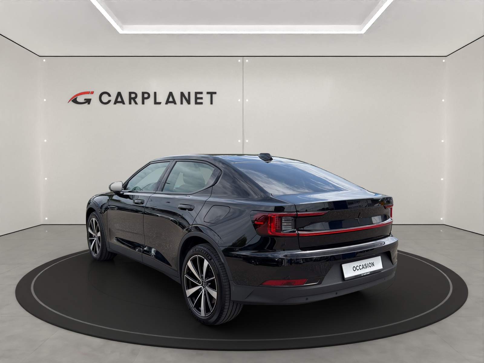 POLESTAR 2 Long Range Dual Motor-showroom-element-3
