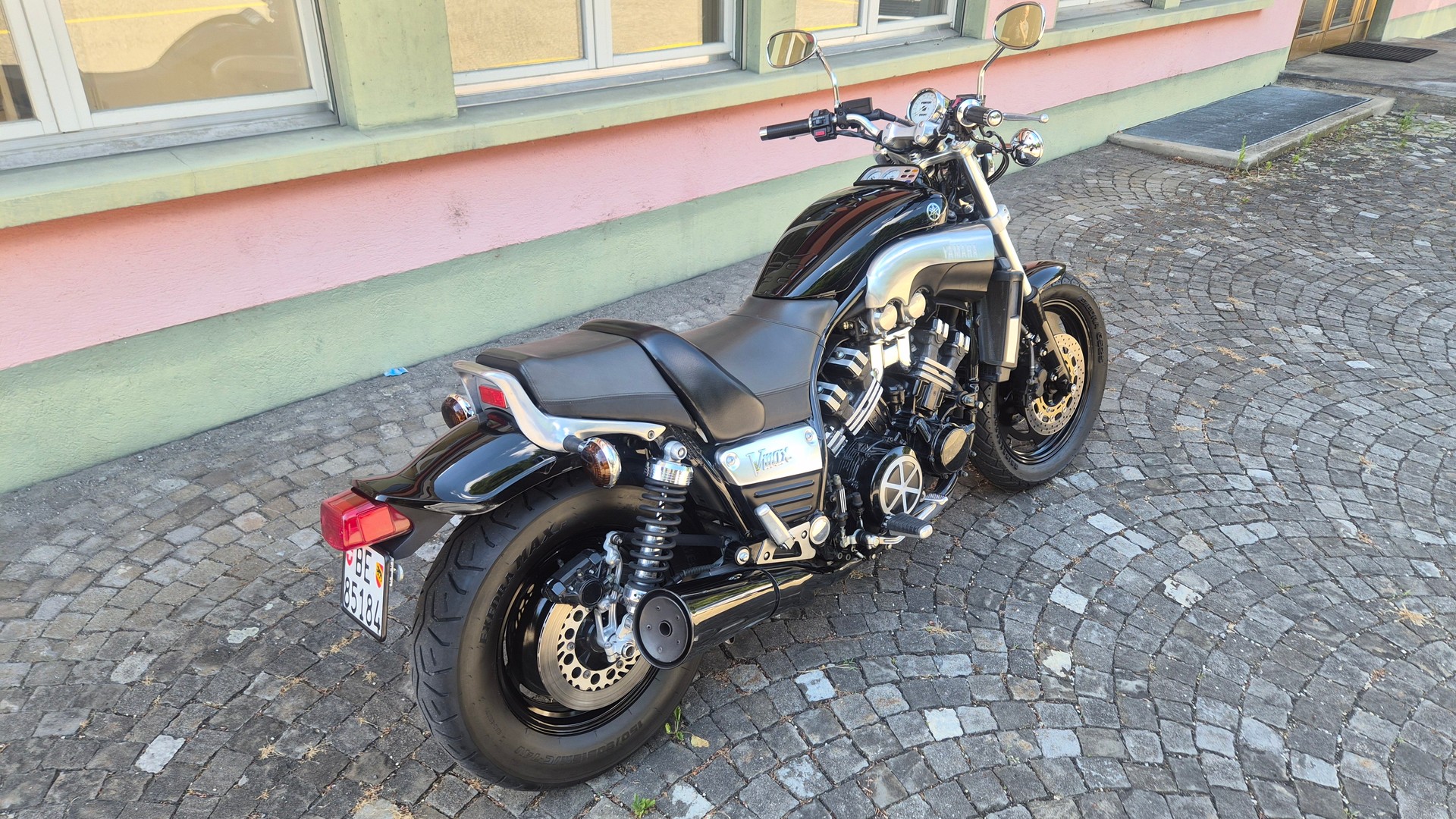 YAMAHA V-Max VMX 1200-image-3