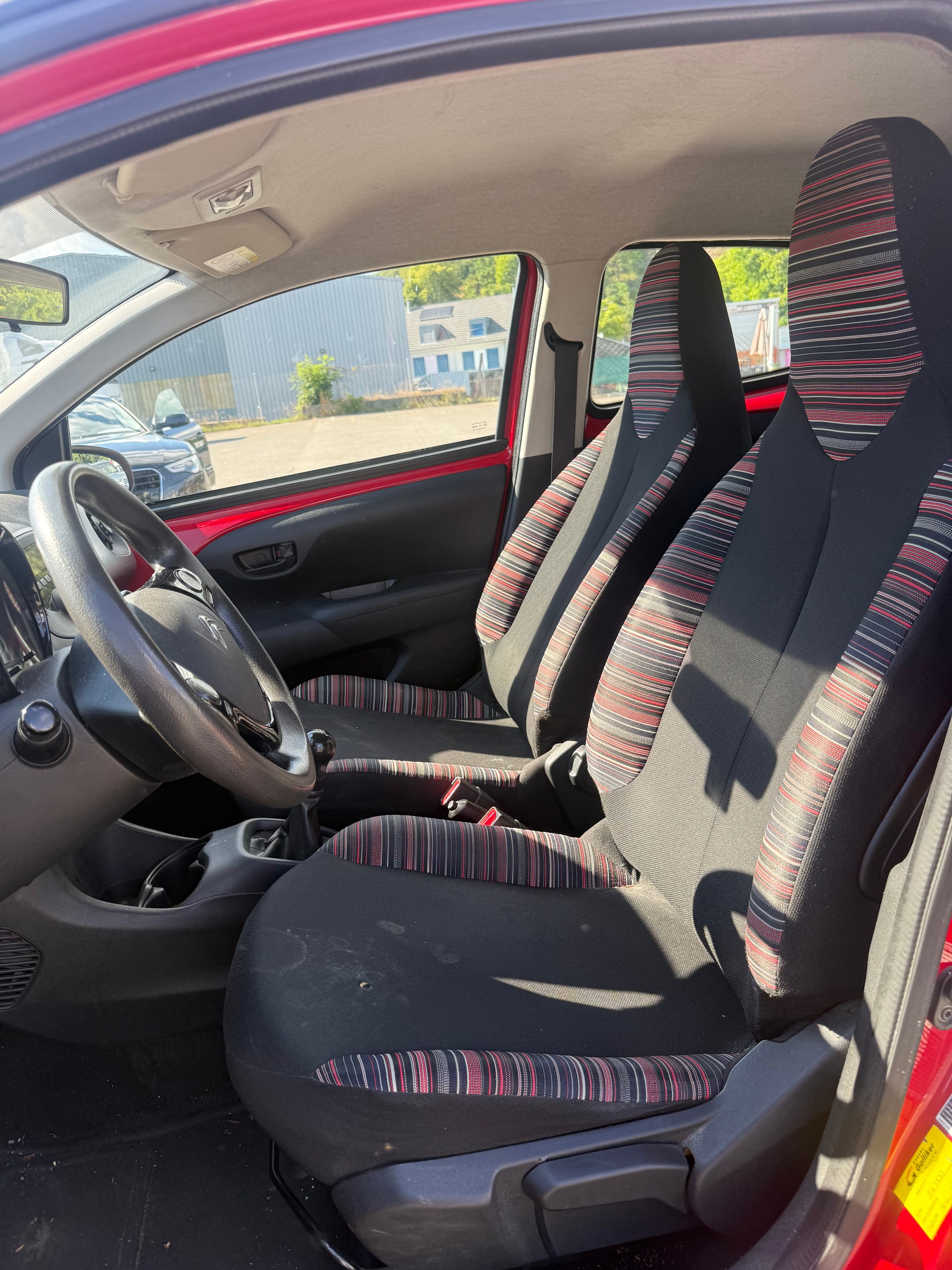 CITROEN C1 1.0 e-VTi Stop&Start Swiss&Me-image-4