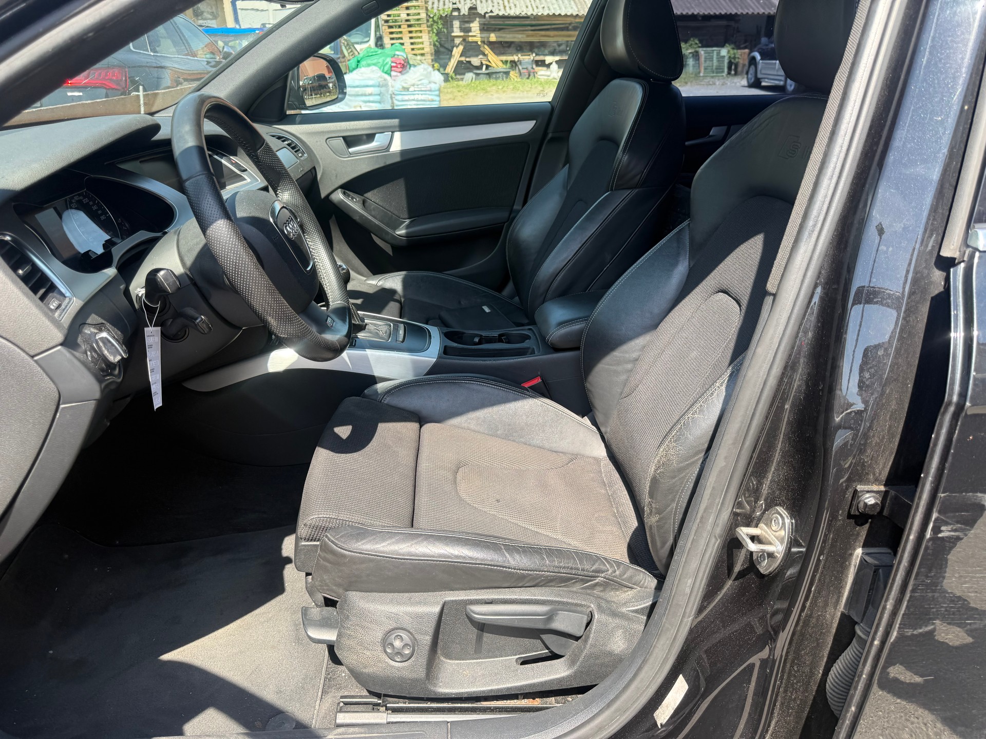 AUDI A4 Avant 1.8 TFSI-image-5