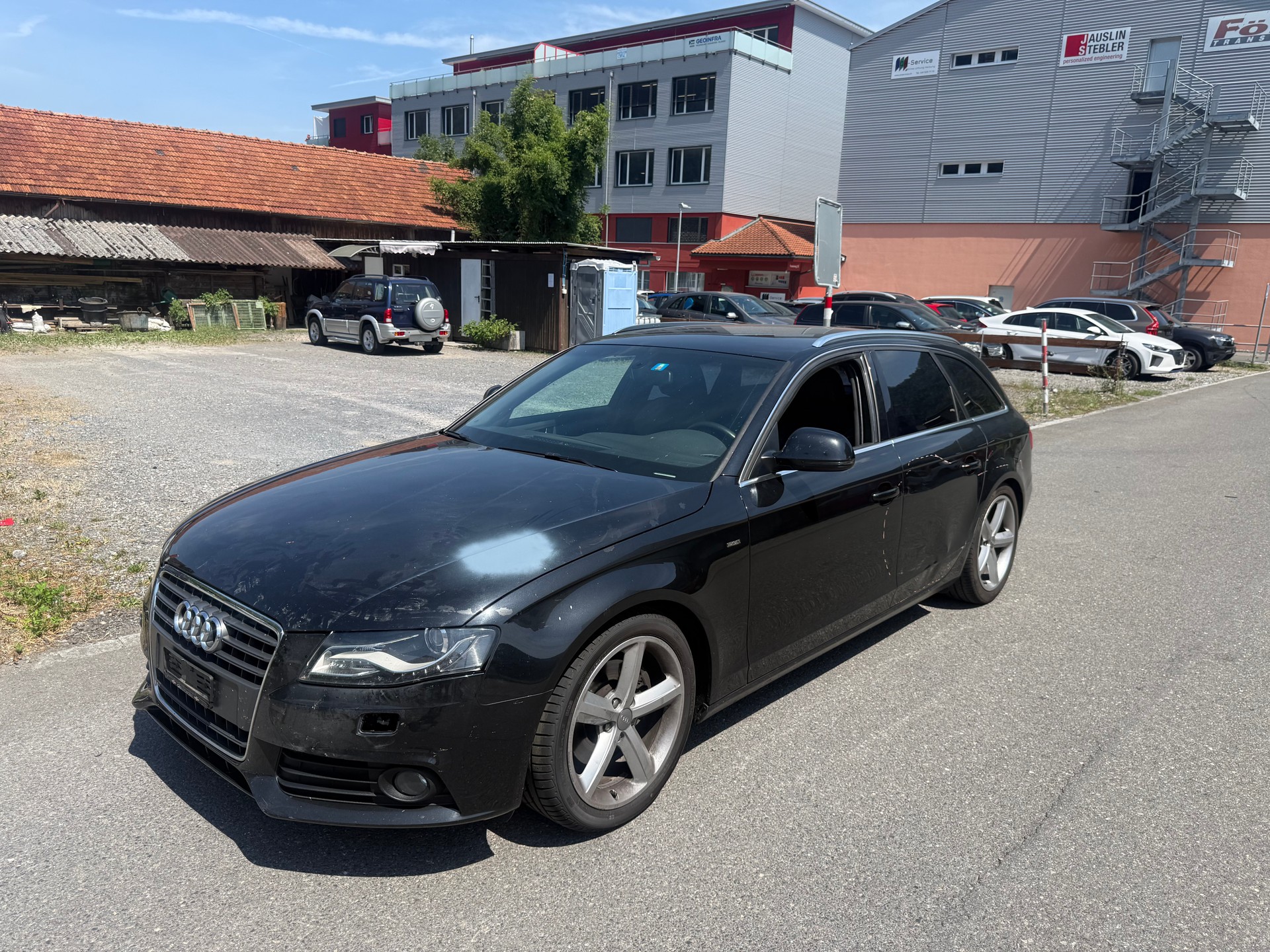 AUDI A4 Avant 1.8 TFSI-image-1