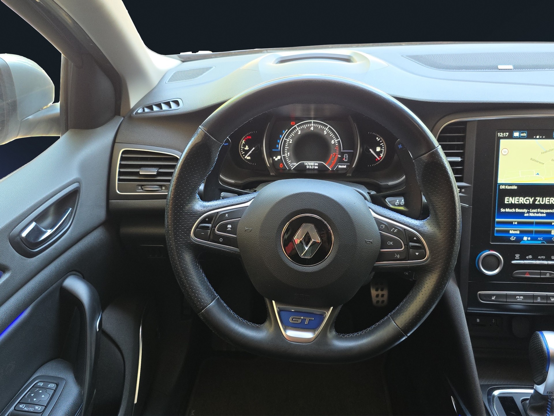 RENAULT Mégane 1.6 16V Turbo GT EDC-image-11