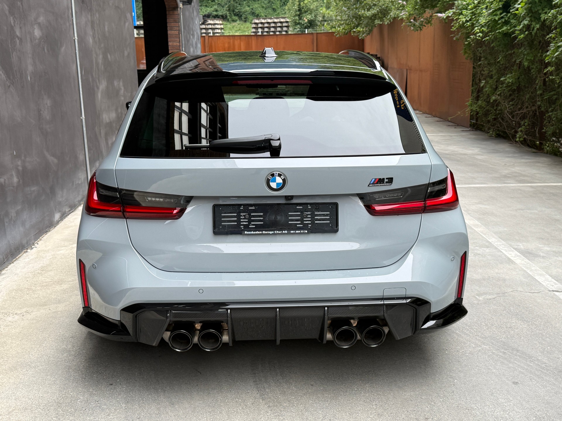 BMW M3 Touring xDrive Competition M-image-5