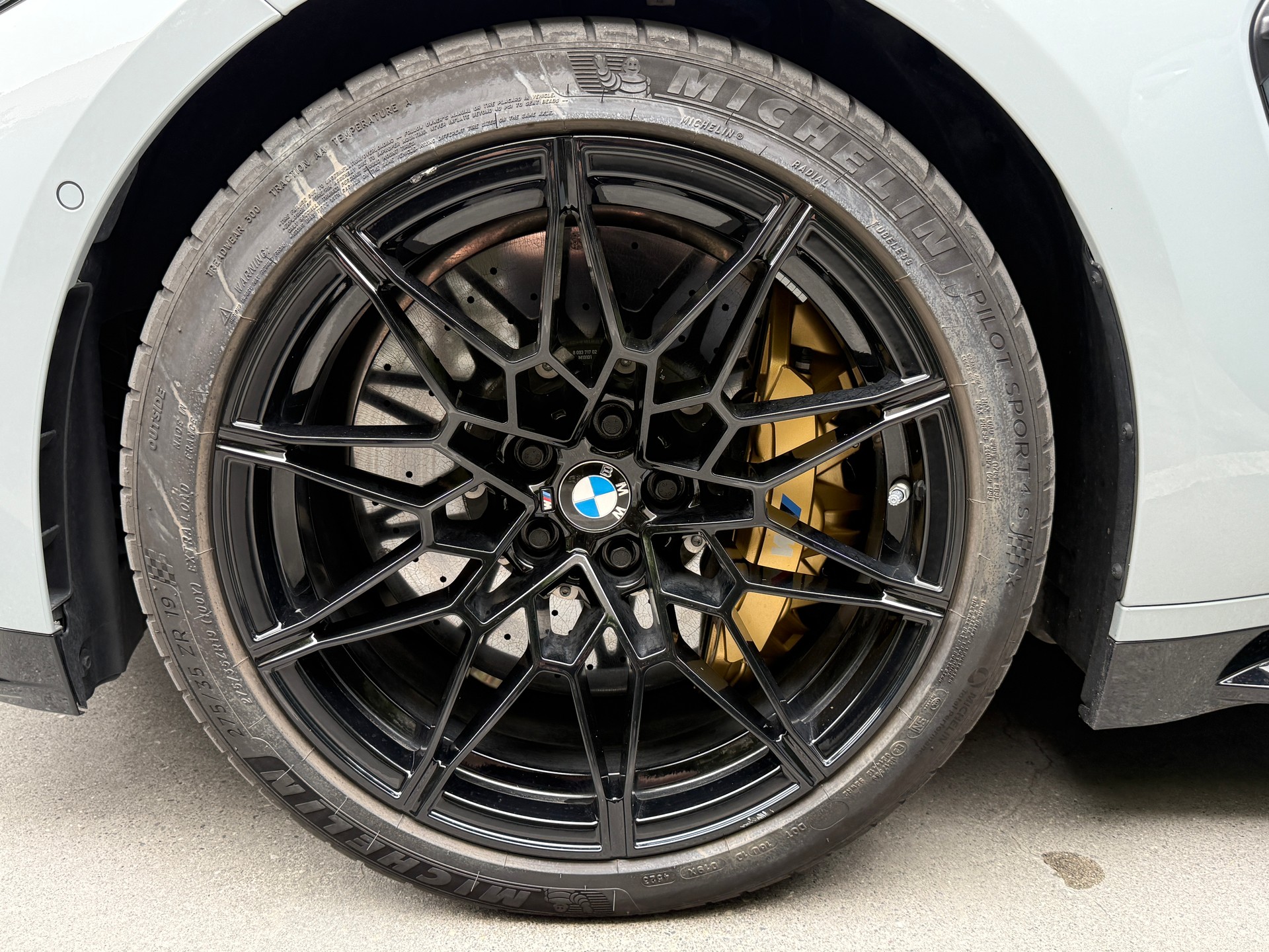 BMW M3 Touring xDrive Competition M-image-12
