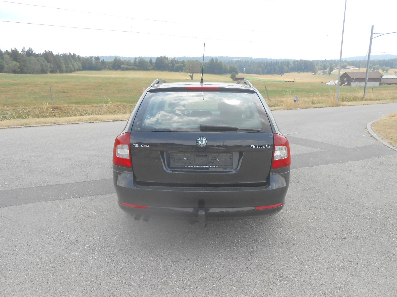 SKODA Octavia Combi 1.8 TSI Adventure 4x4-image-5