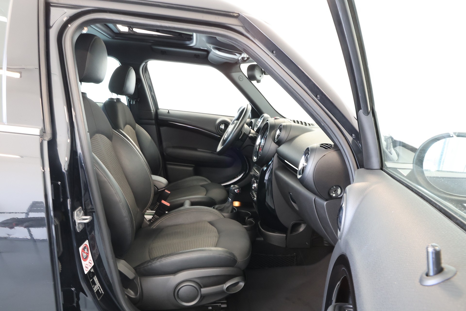 MINI Countryman R60 1.6i Cooper S ALL4 *neue Steuerkette* *frisch ab MFK*-image-14