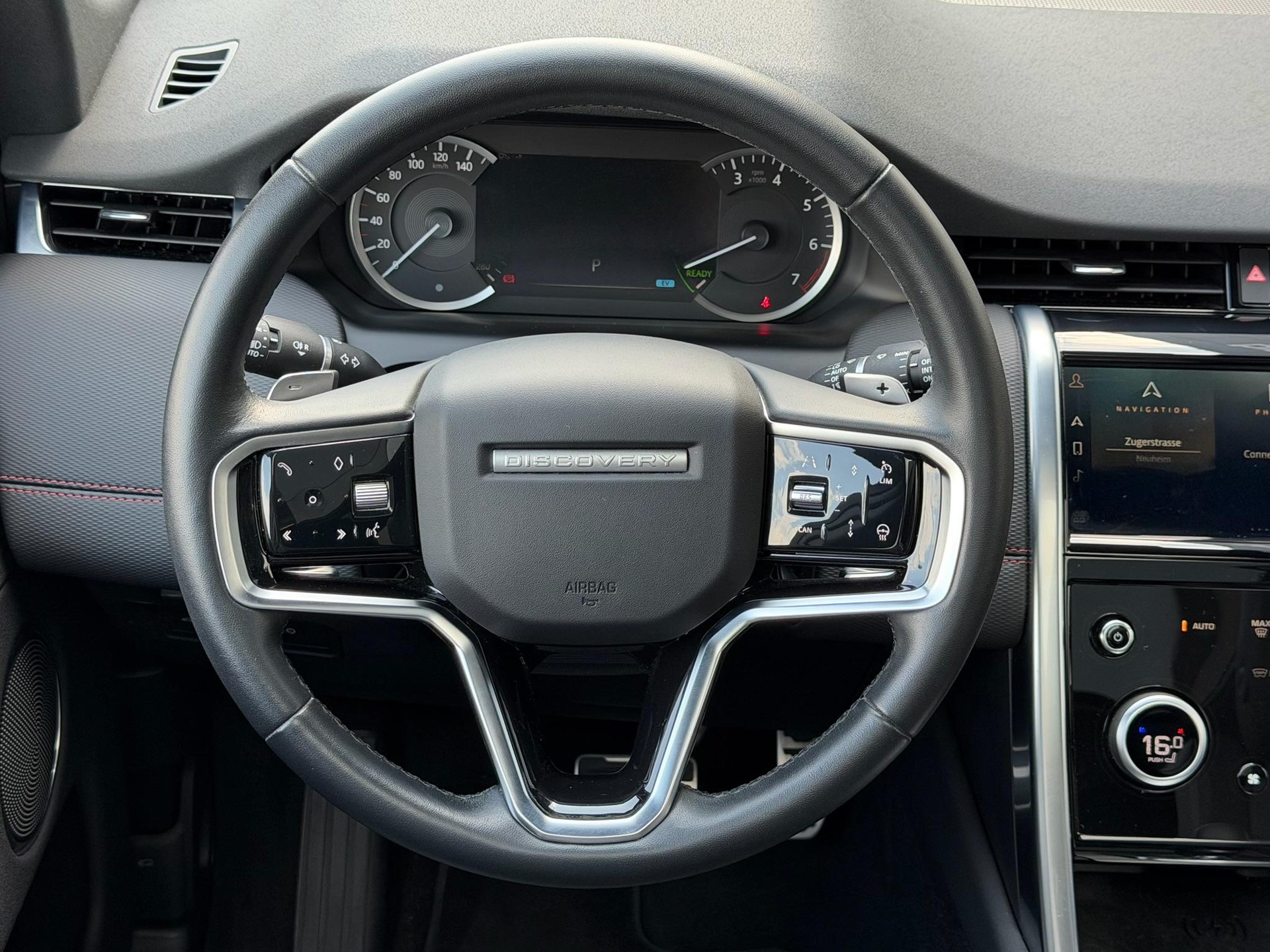 LAND ROVER Discovery Sport 1.5 T 300e R-Dynamic S-image-8