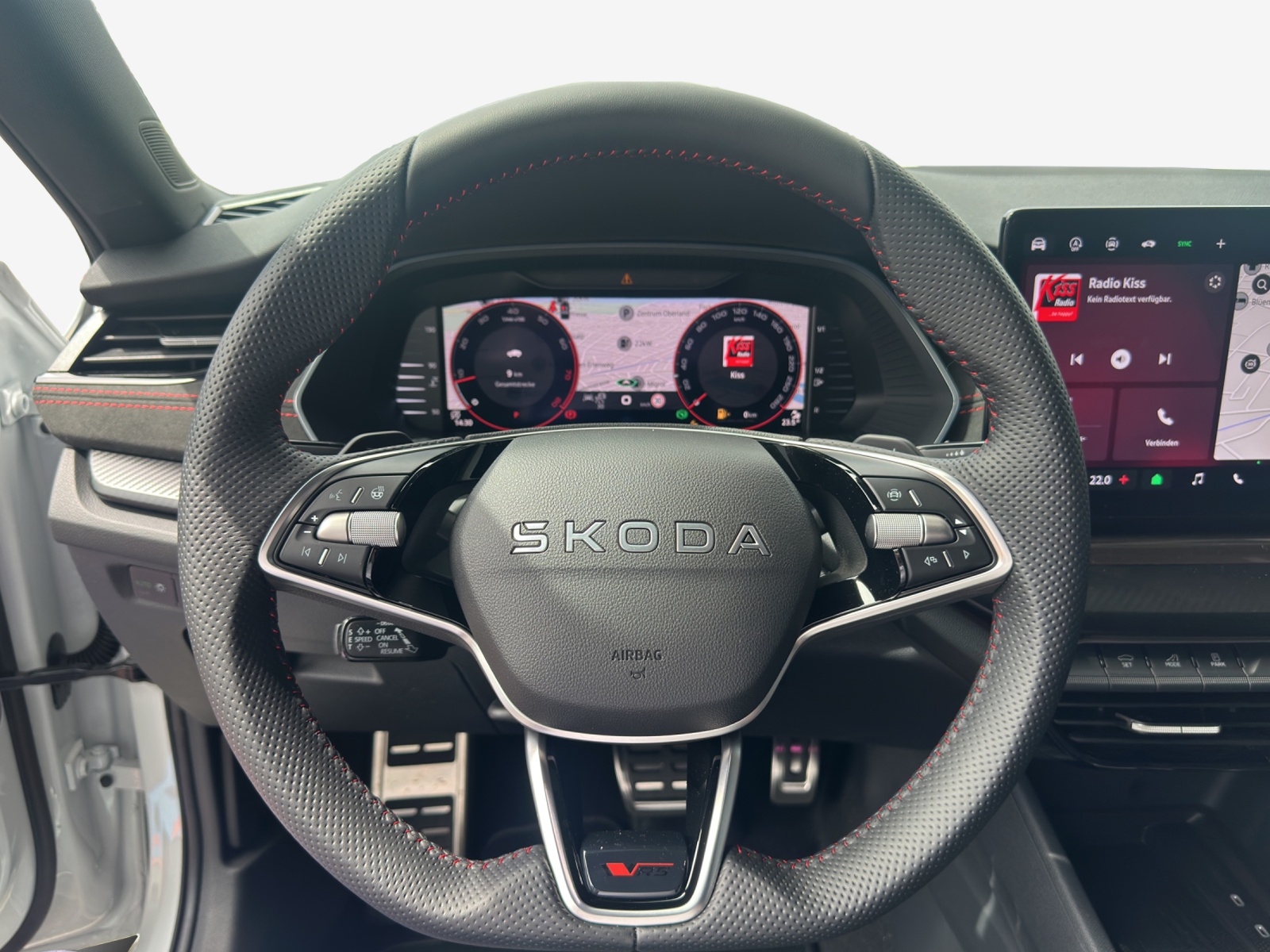 SKODA Octavia RS 30 Years Edition 2.0 TSI 265PS 7DSG-image-9