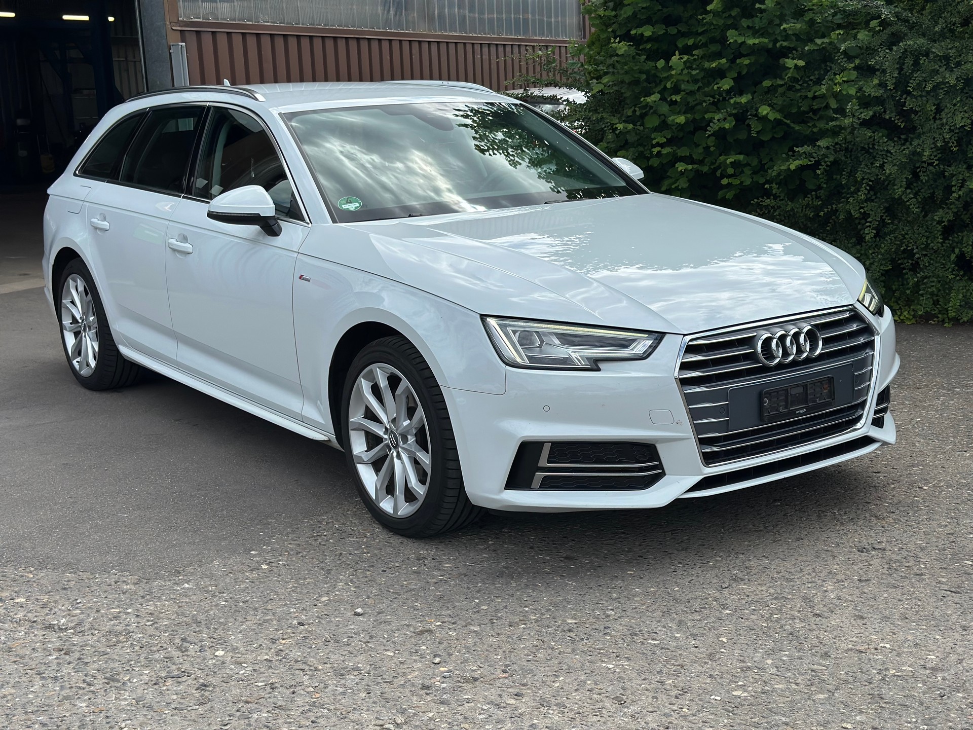 AUDI A4 Avant 2.0 TDI S-tronic