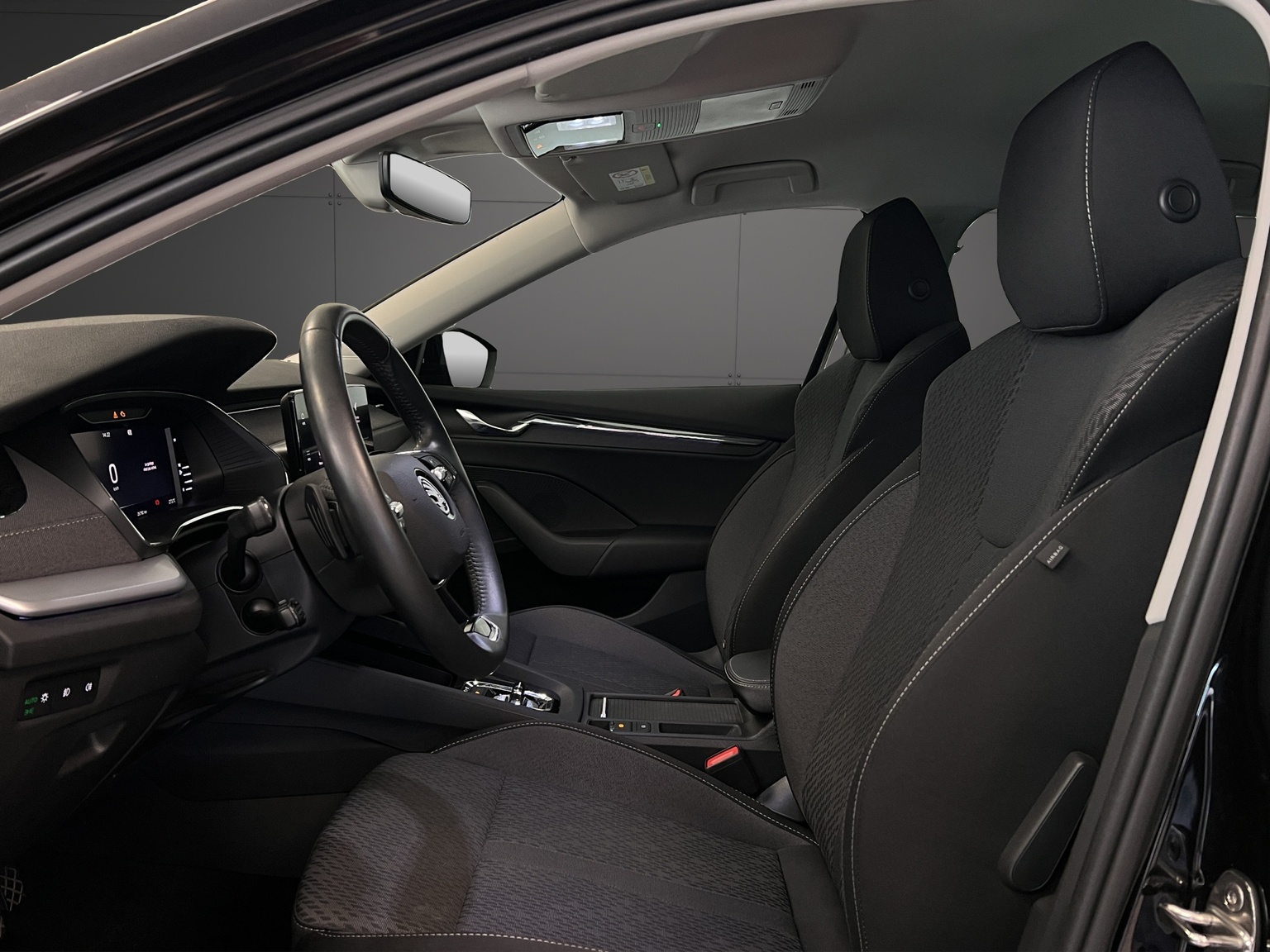 SKODA Octavia Combi 2.0 TSI Style DSG 4x4-image-5