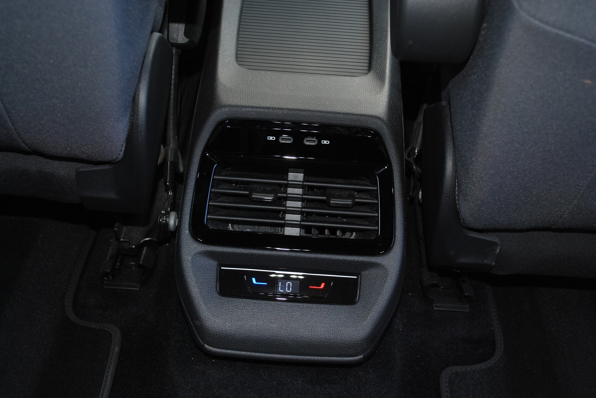 VW ID.4 Pro Performance 77 kWh-image-13