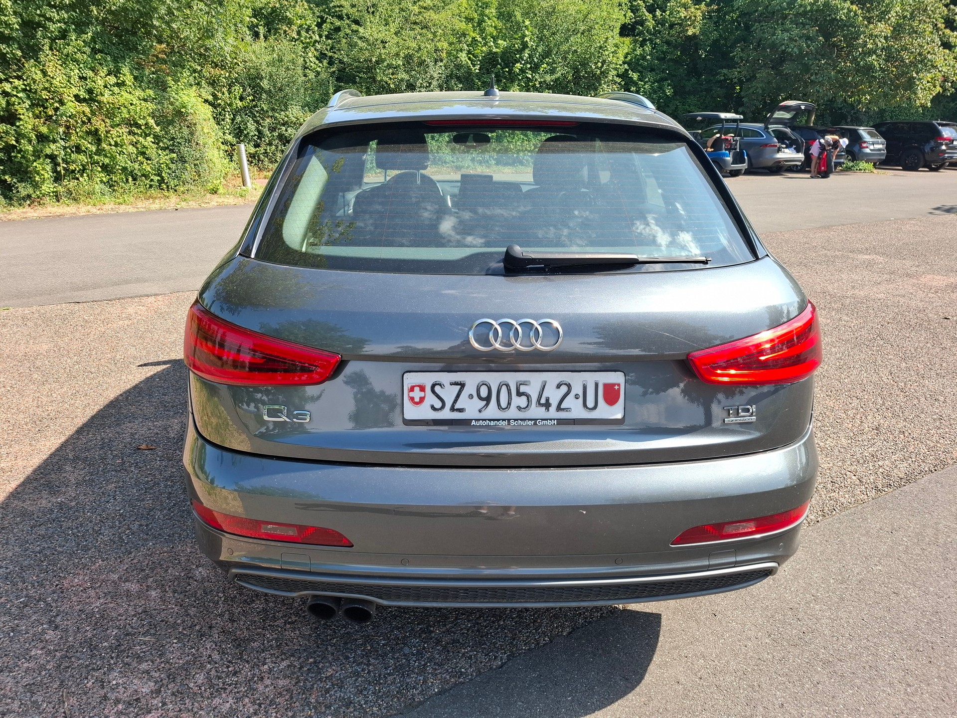 AUDI Q3 2.0 TDI quattro-image-7