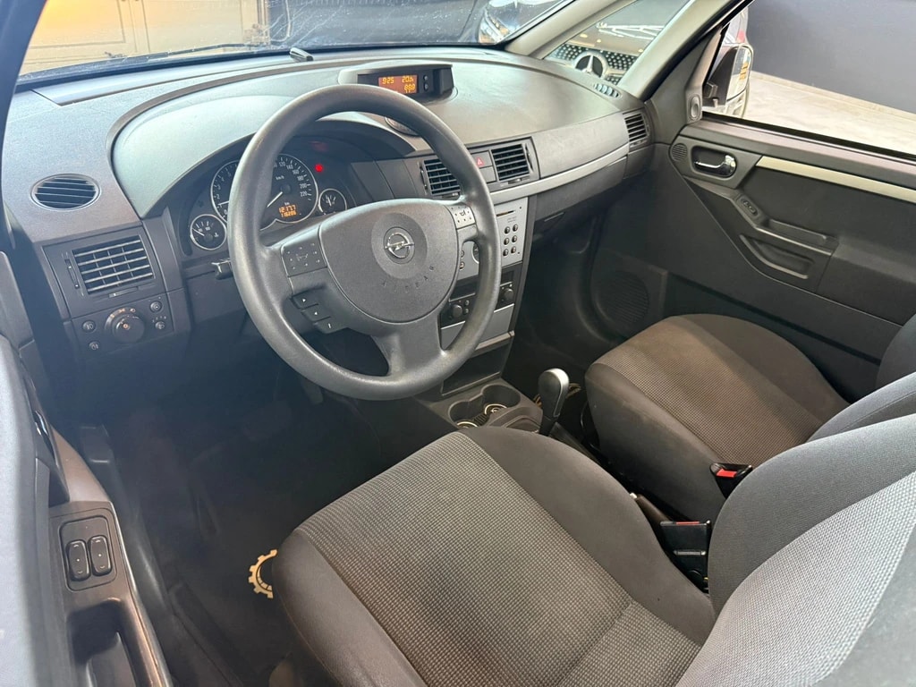 OPEL Meriva 1.8i 16V Essentia-image-8