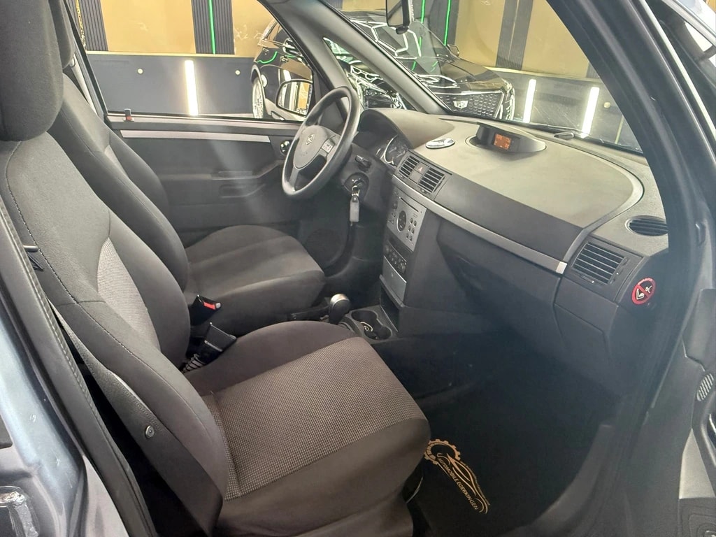 OPEL Meriva 1.8i 16V Essentia-image-10