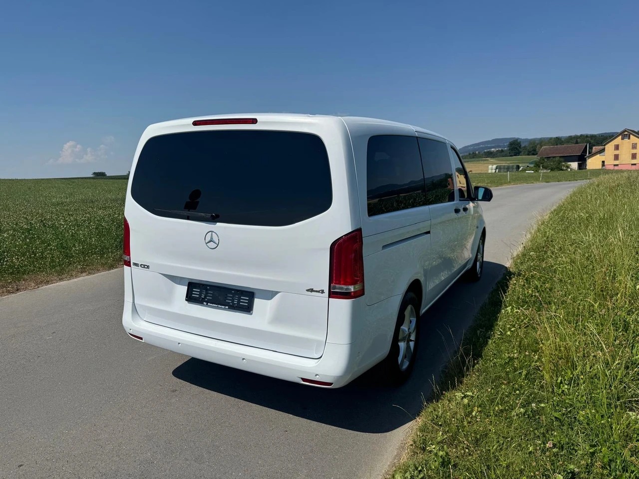 MERCEDES-BENZ Vito 116 BlueTec Tourer Select L 4Matic 7G-Tronic 9 Sitze-image-4