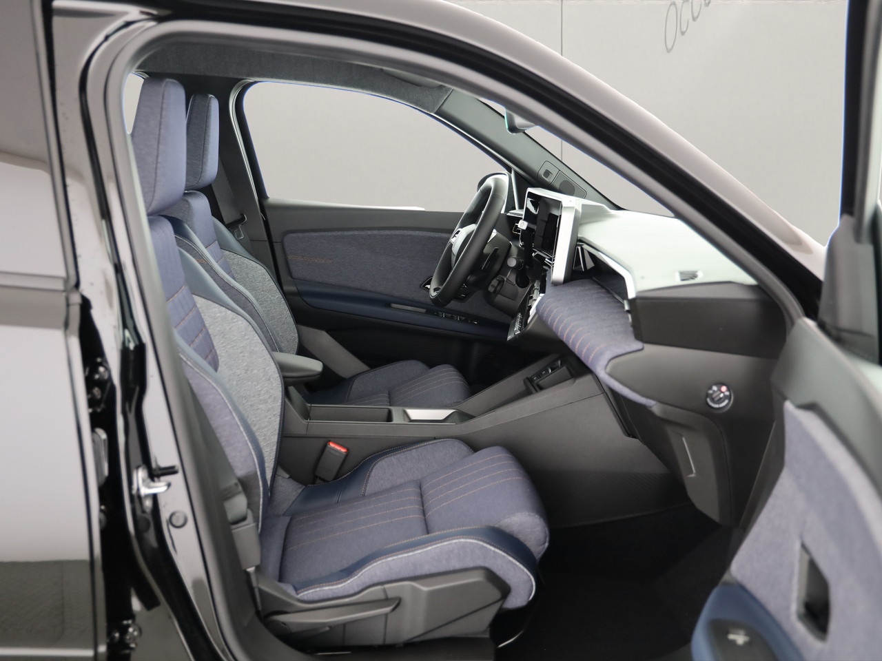 RENAULT R4 E-Tech Comfort Range techno-image-6