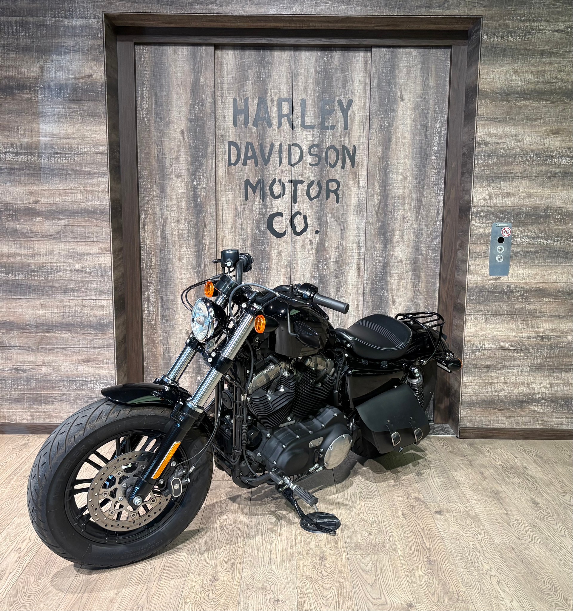 HARLEY-DAVIDSON XL 1200 X Forty Eight ABS-showroom-element-2