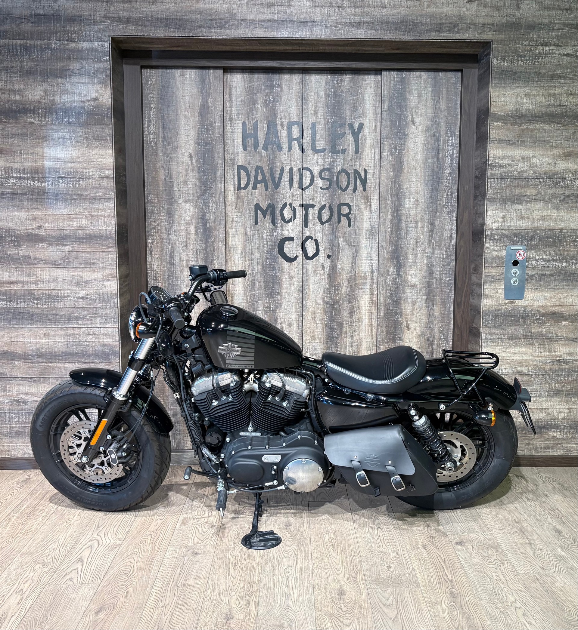 HARLEY-DAVIDSON XL 1200 X Forty Eight ABS-showroom-element-3