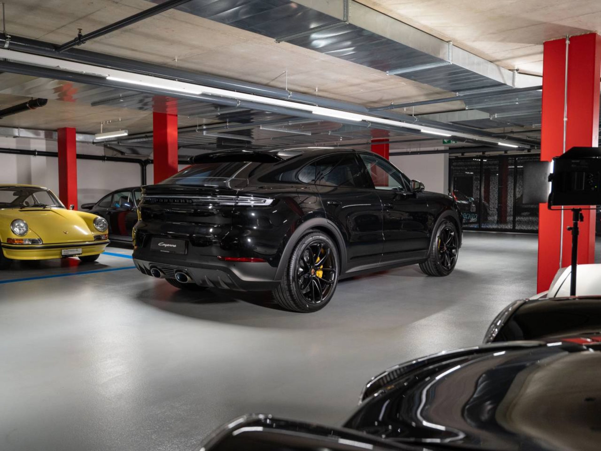 PORSCHE Cayenne Turbo E-Hybrid Coupé avec Paquet-GT-image-7
