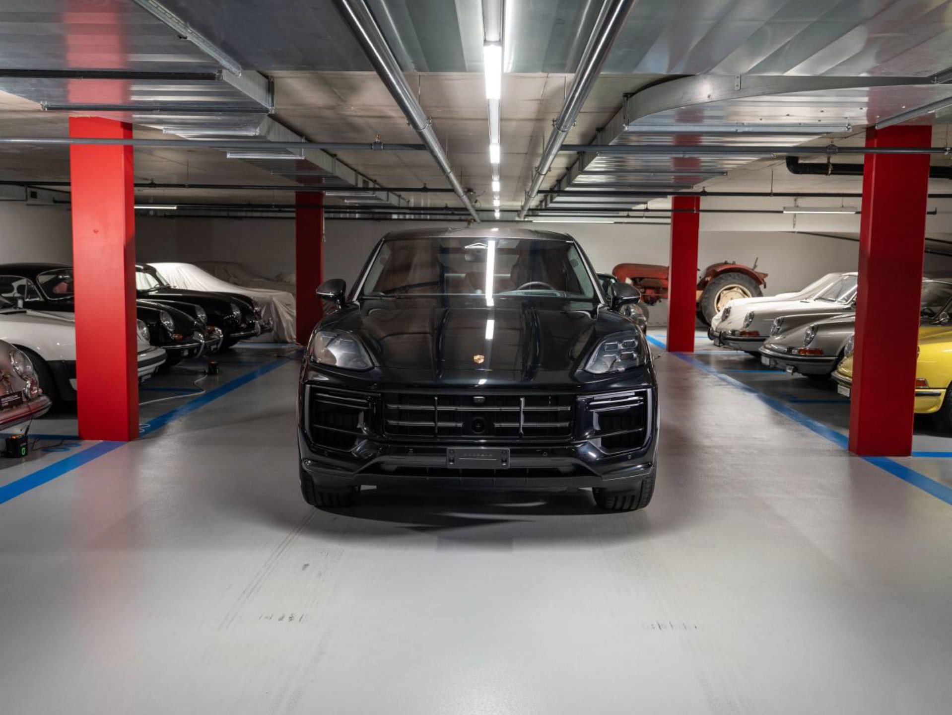 PORSCHE Cayenne Turbo E-Hybrid Coupé avec Paquet-GT-image-1