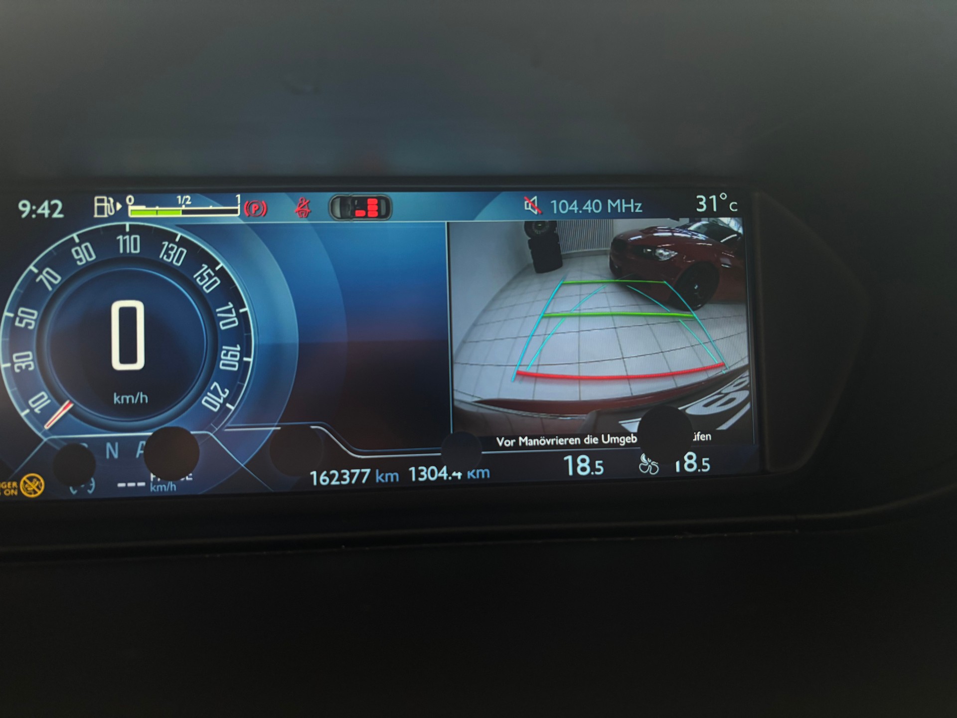CITROEN C4 Picasso 1.6 e-HDi Attraction ETG6-image-13