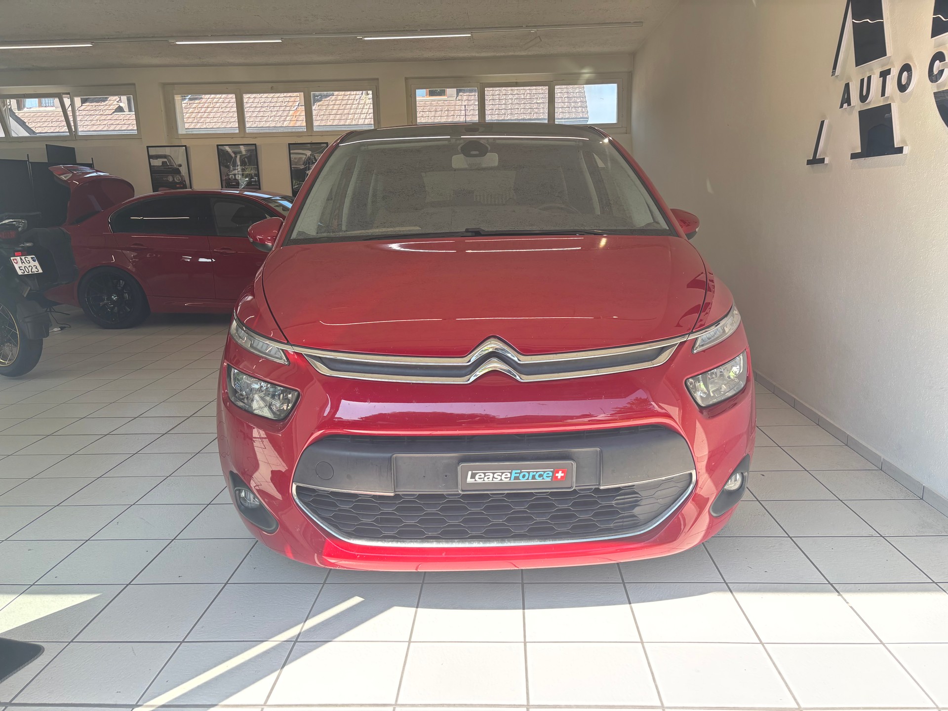CITROEN C4 Picasso 1.6 e-HDi Attraction ETG6-image-5