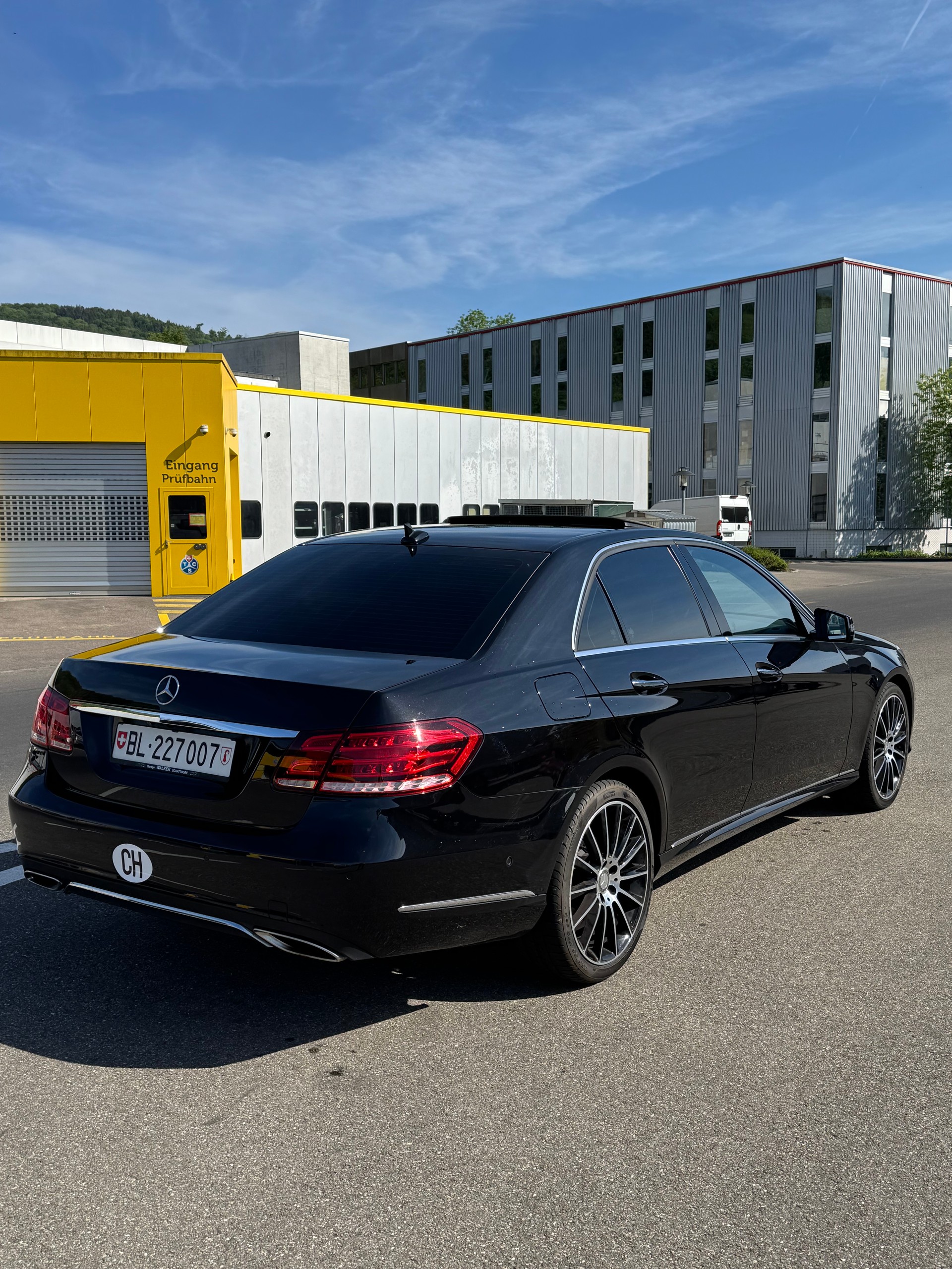 MERCEDES-BENZ E 350 CDI BlueTec Avantg. 4m-image-1