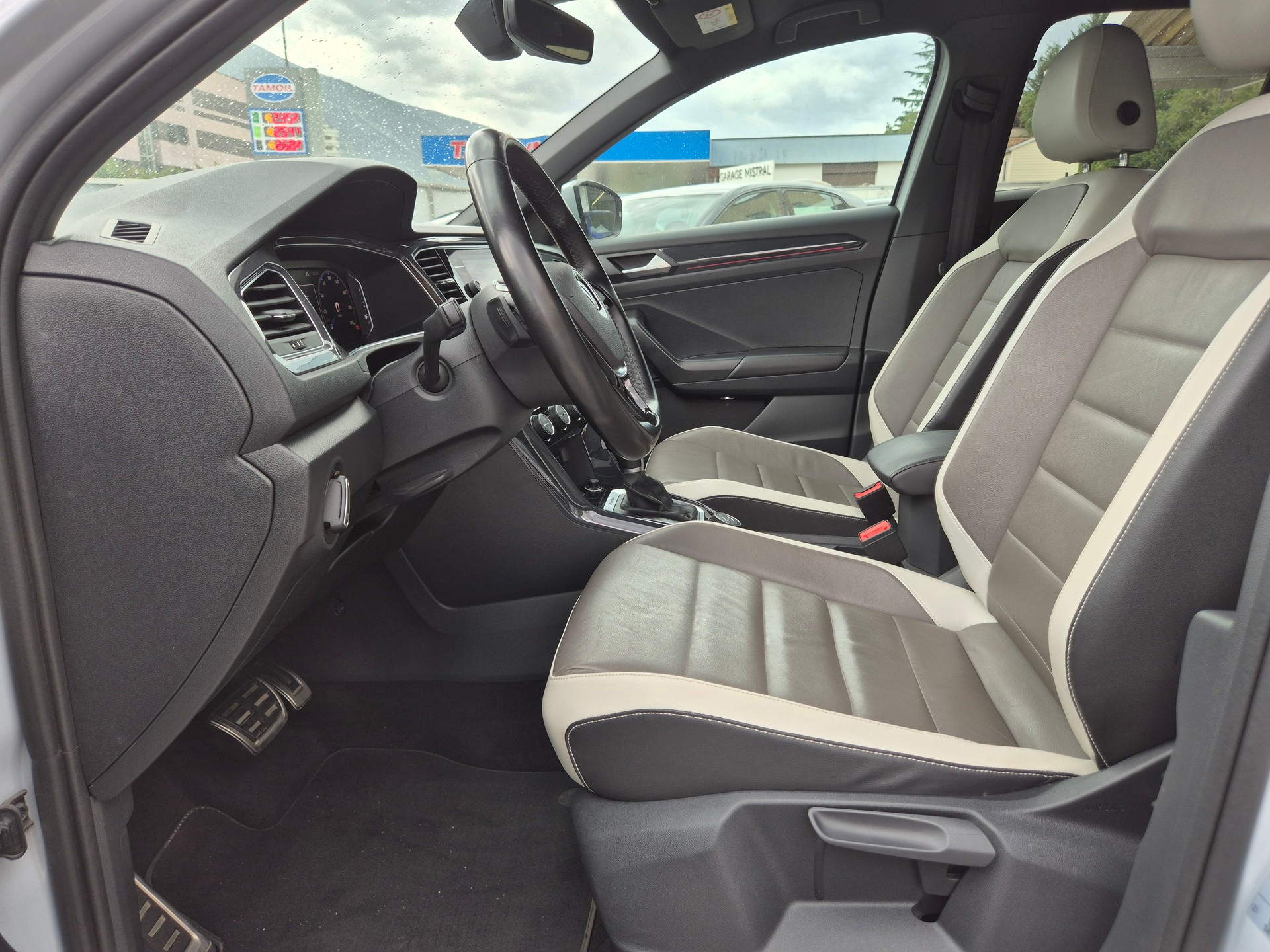 VW T-Roc 2.0 TSI Sport DSG 4Motion-image-15