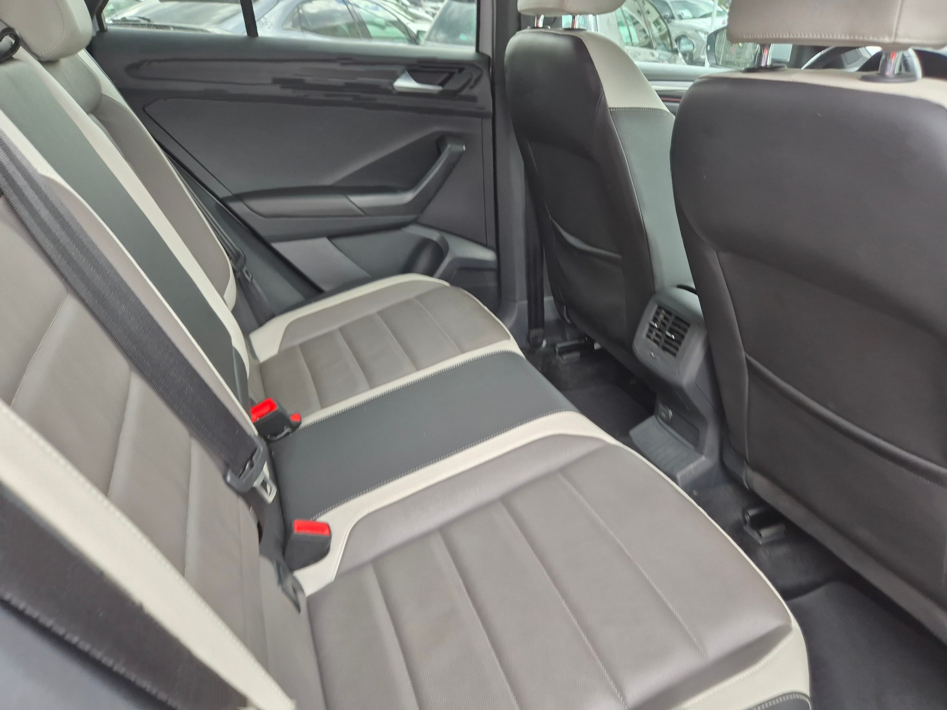 VW T-Roc 2.0 TSI Sport DSG 4Motion-image-20