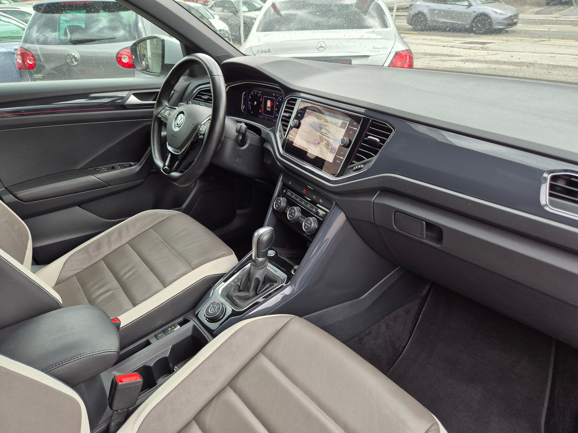 VW T-Roc 2.0 TSI Sport DSG 4Motion-image-14