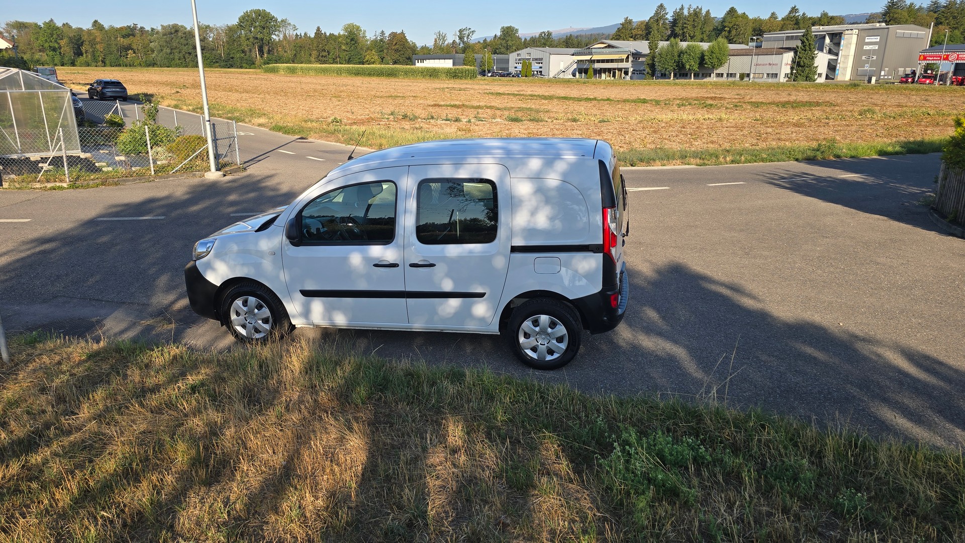 RENAULT Kangoo Medium TCe 115 Business Automat-image-8