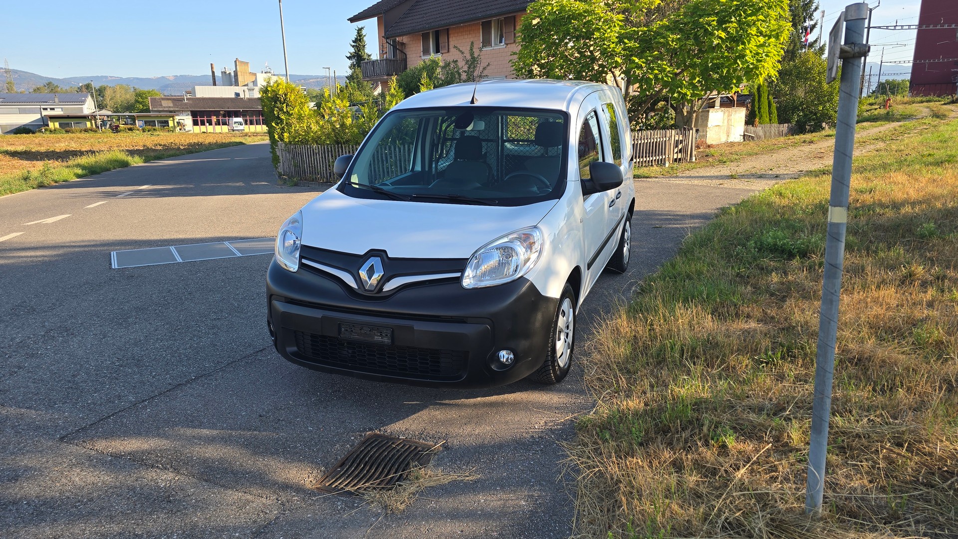 RENAULT Kangoo Medium TCe 115 Business Automat-image-1
