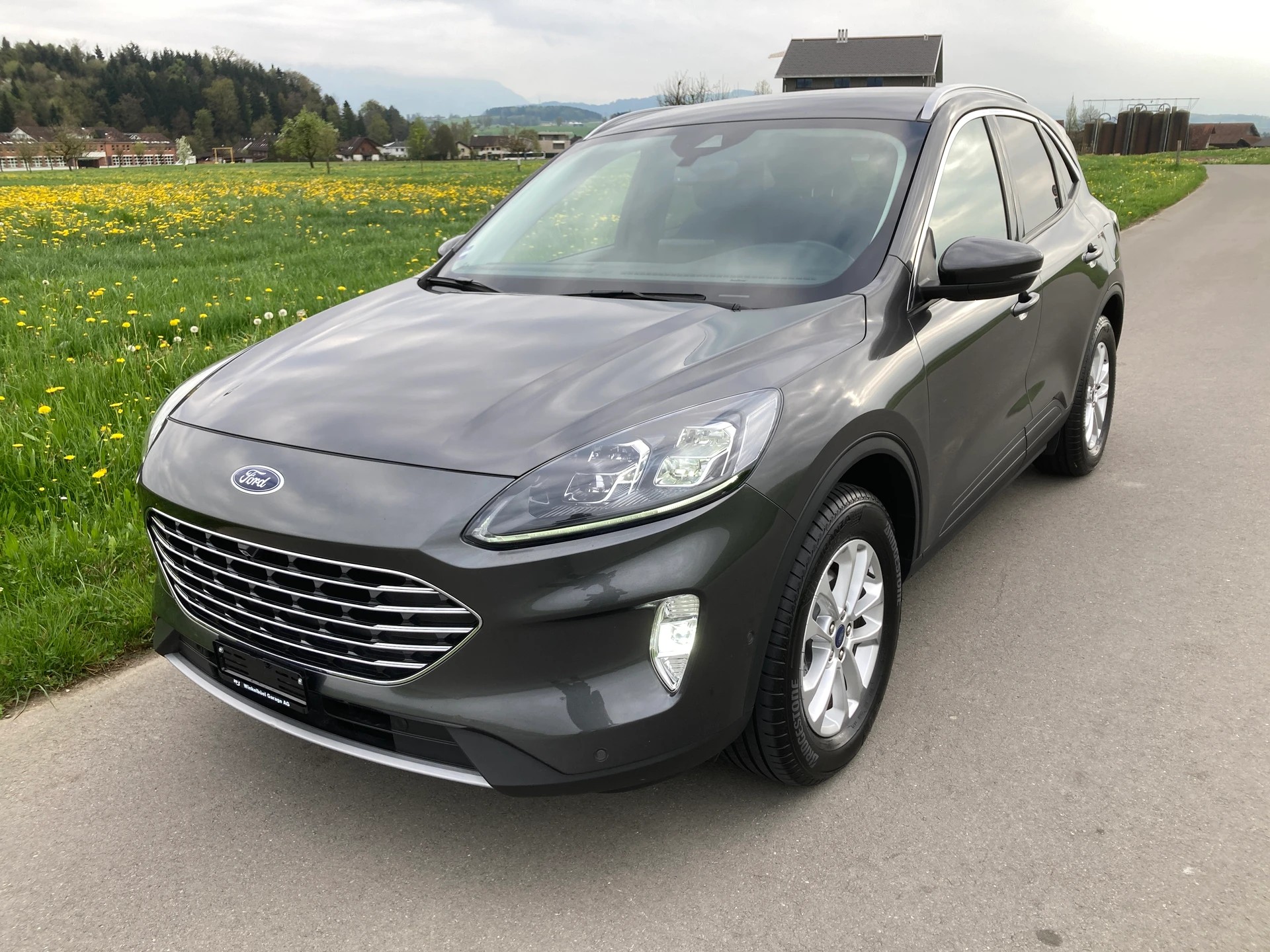 FORD Kuga 2.5 FHEV Titanium X 4WD-image-0