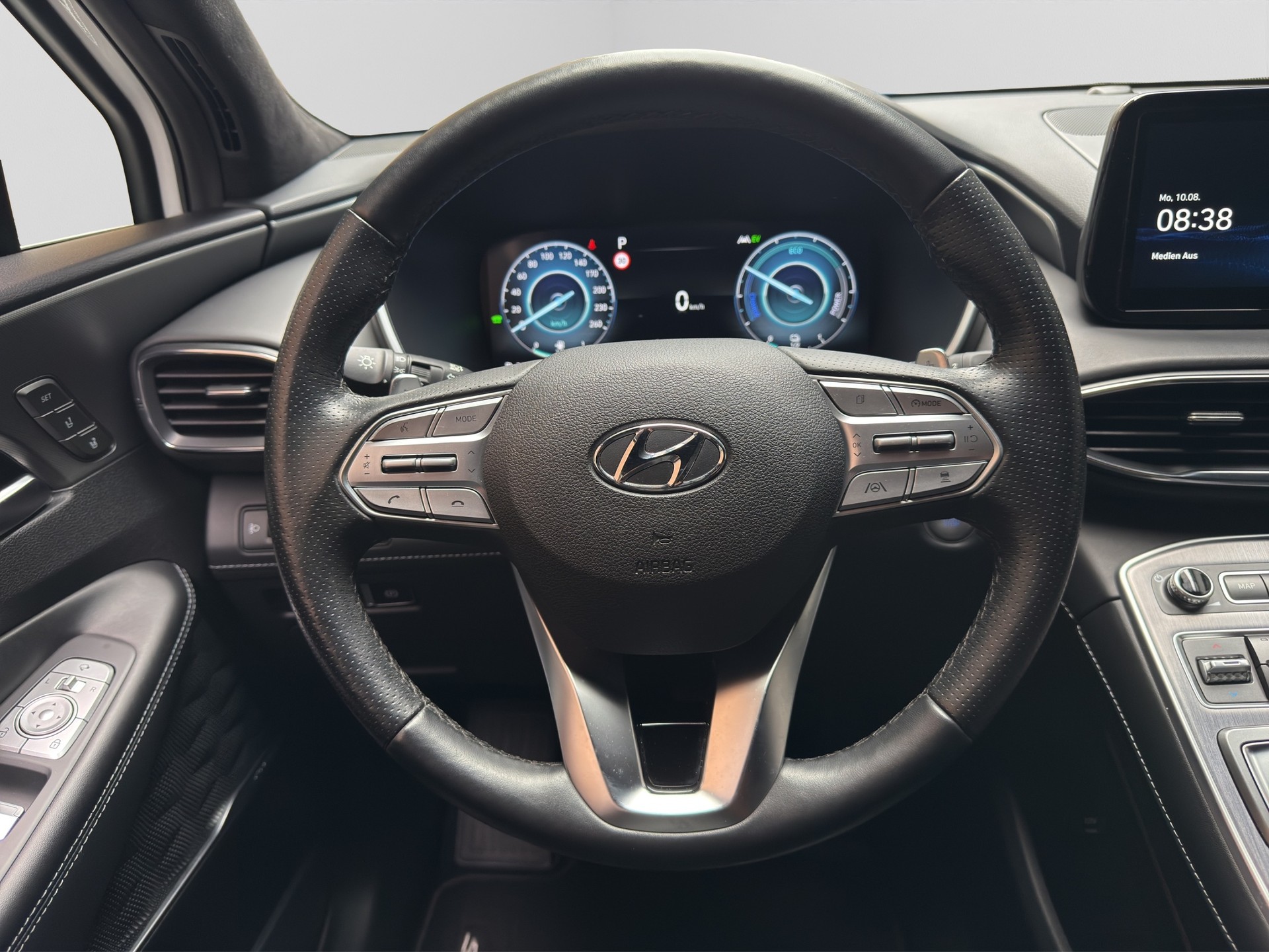 HYUNDAI Santa Fe 1.6 HEV Vert 4WD-image-9