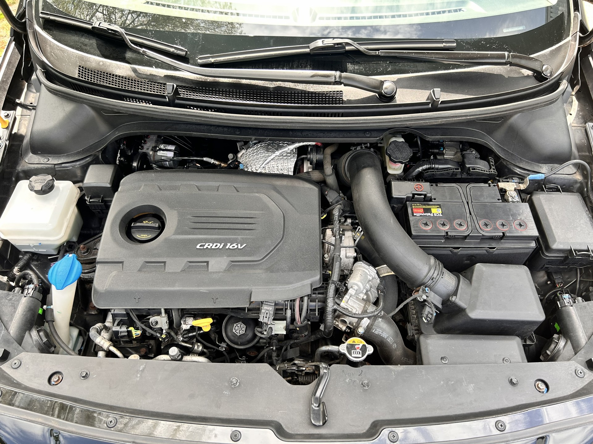 HYUNDAI 1.4 CRDi Vertex-image-9