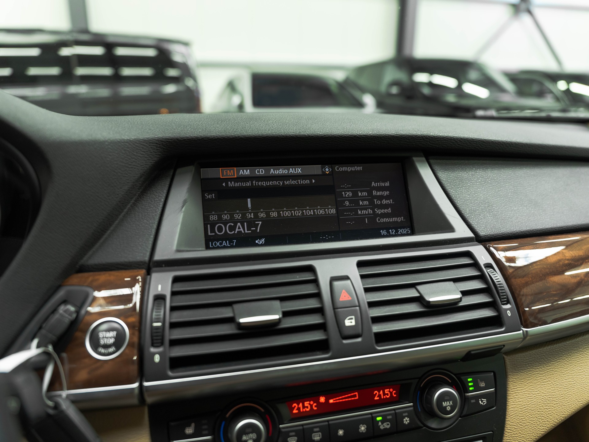 BMW X6 xDrive 50i Steptronic-image-25
