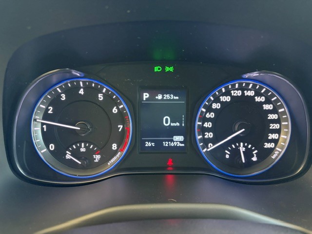 HYUNDAI Kona 1.6 T-GDi Launch 4WD DCT-image-5