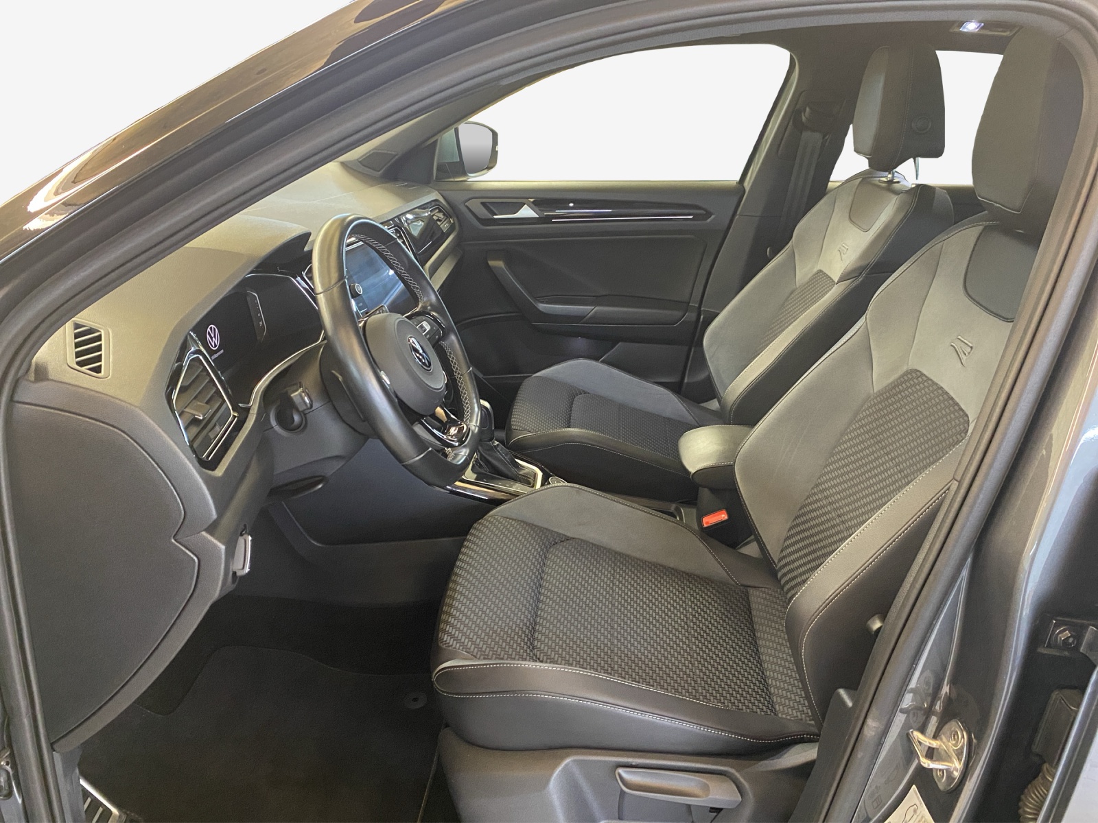 VW T-Roc 2.0 TSI R DSG 4Motion-image-7