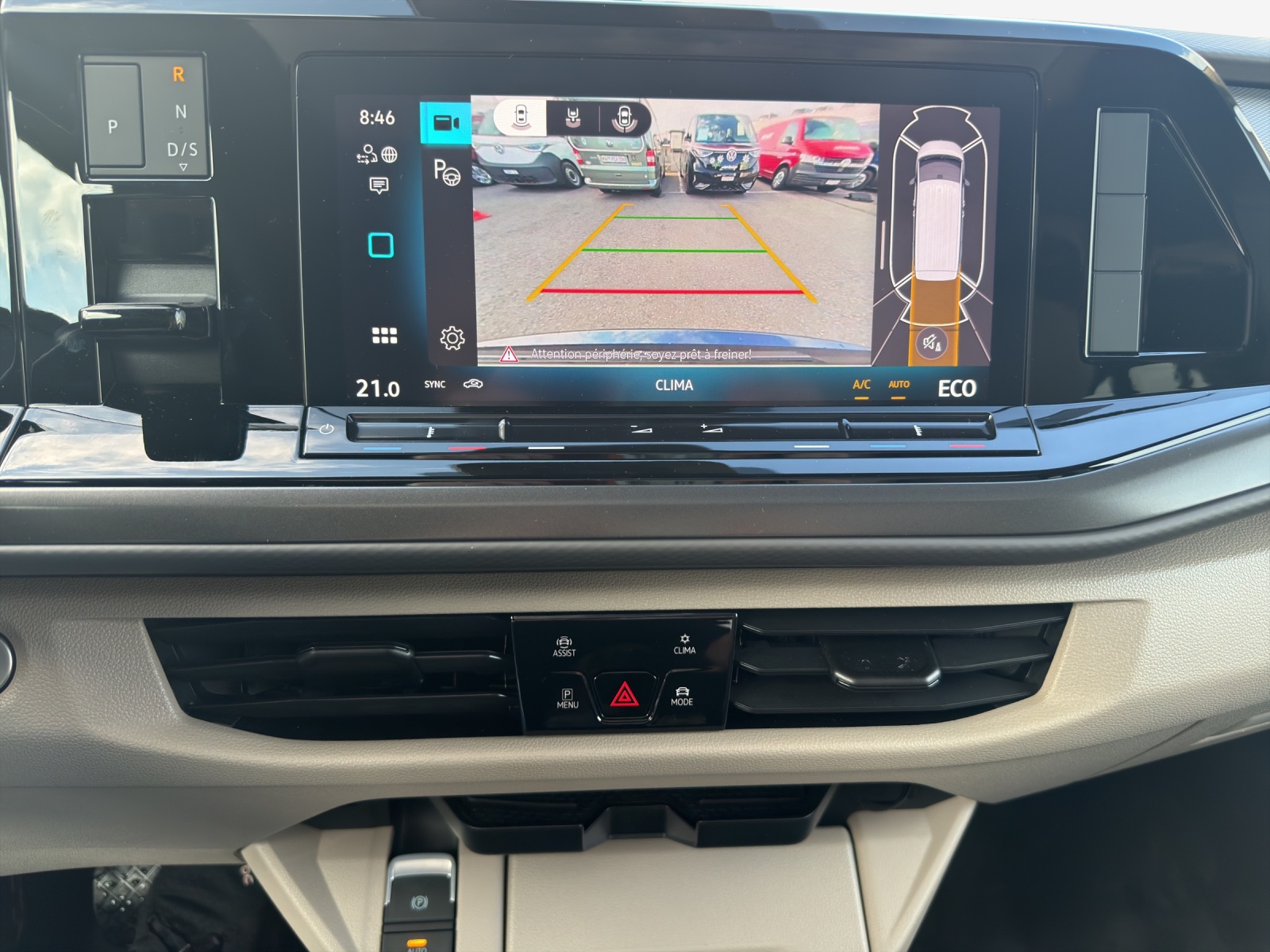 VW Multivan 1.5 eHybrid 4Motion DSG-image-10
